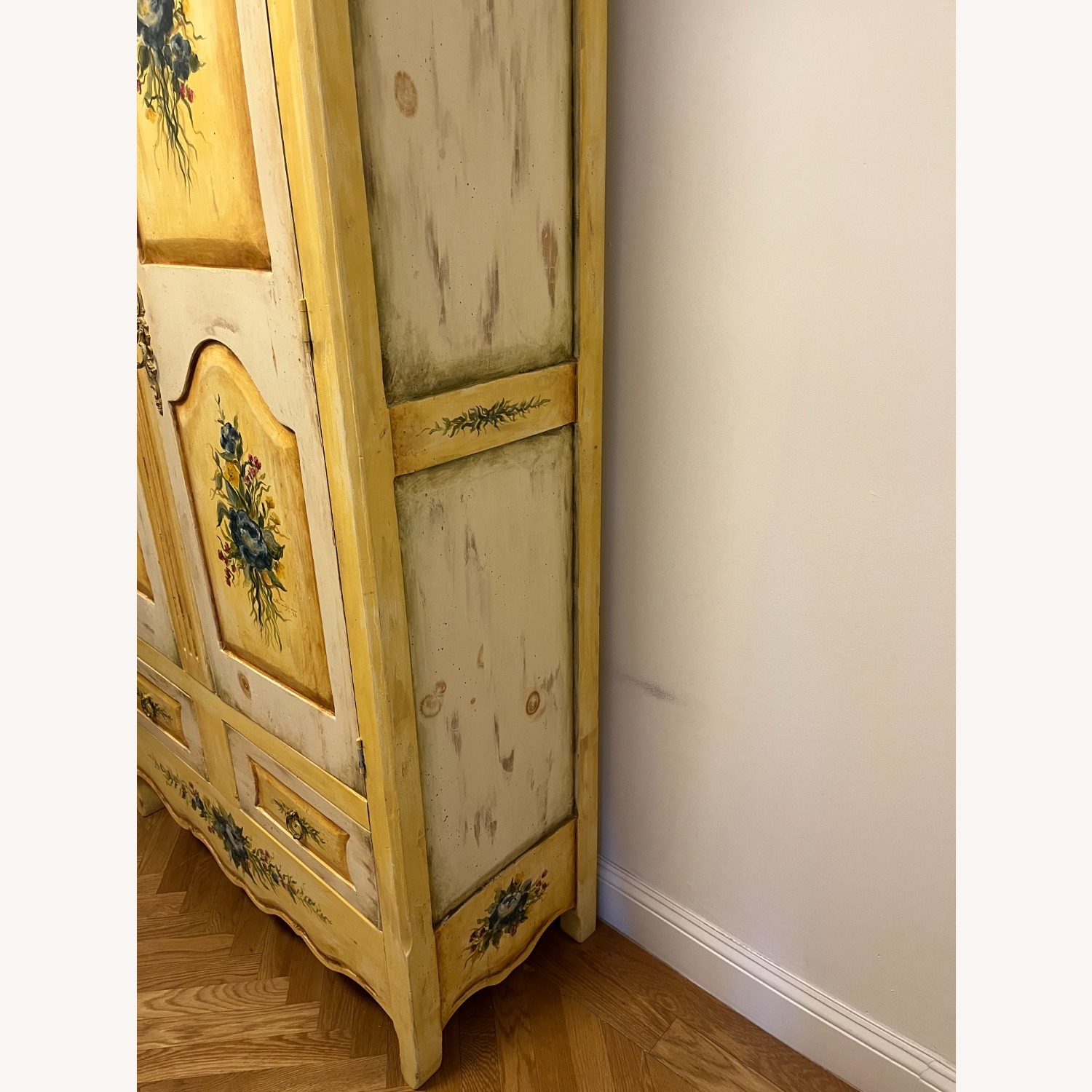 Habersham Furniture Armoire - image-10