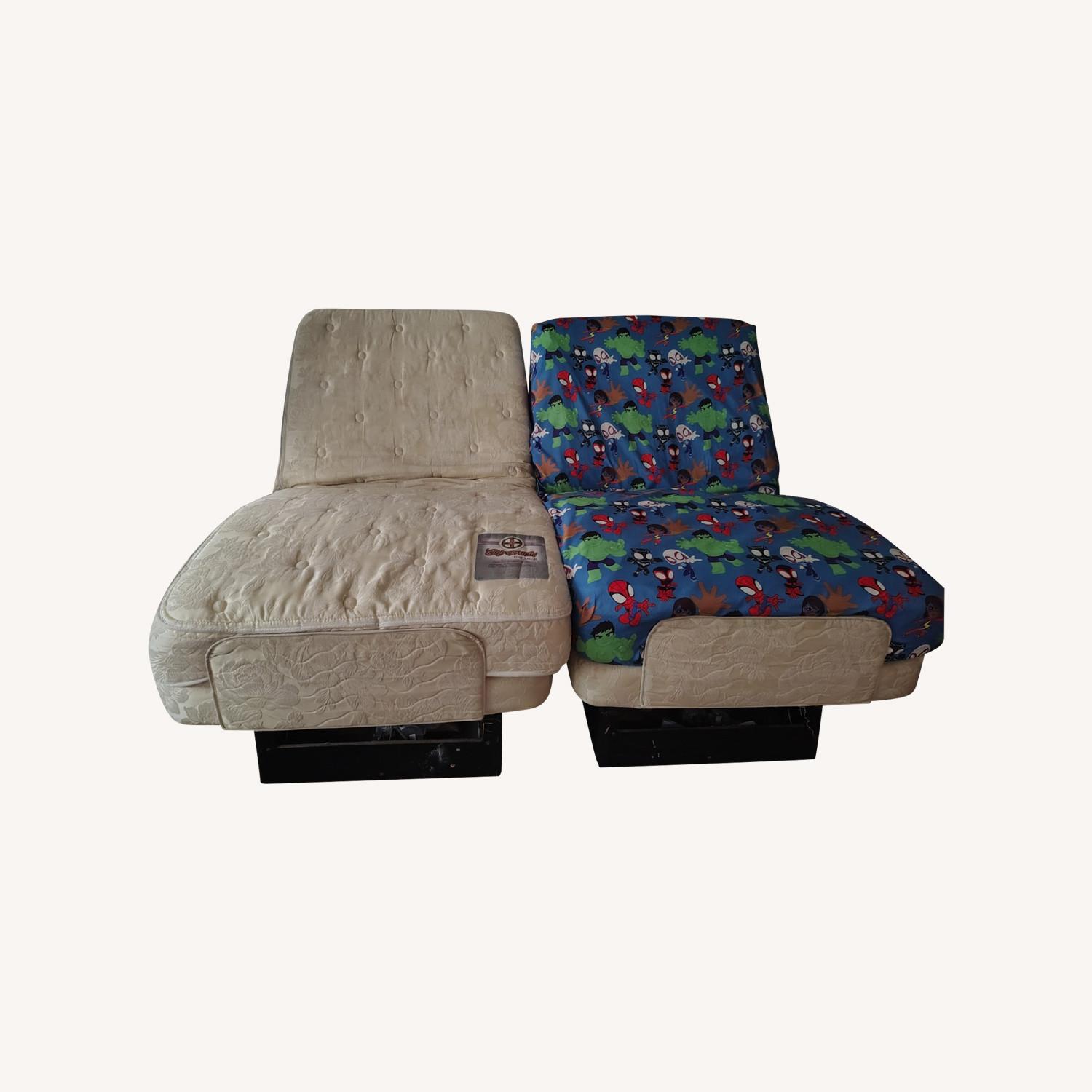 2 Twin Lift Beds - image-0