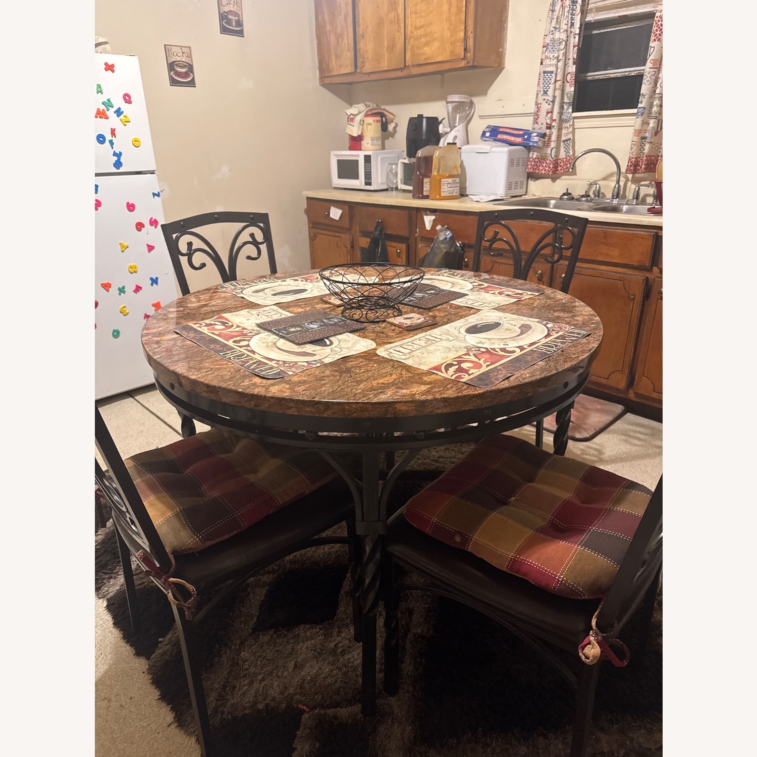 Round and Marble Table - image-1