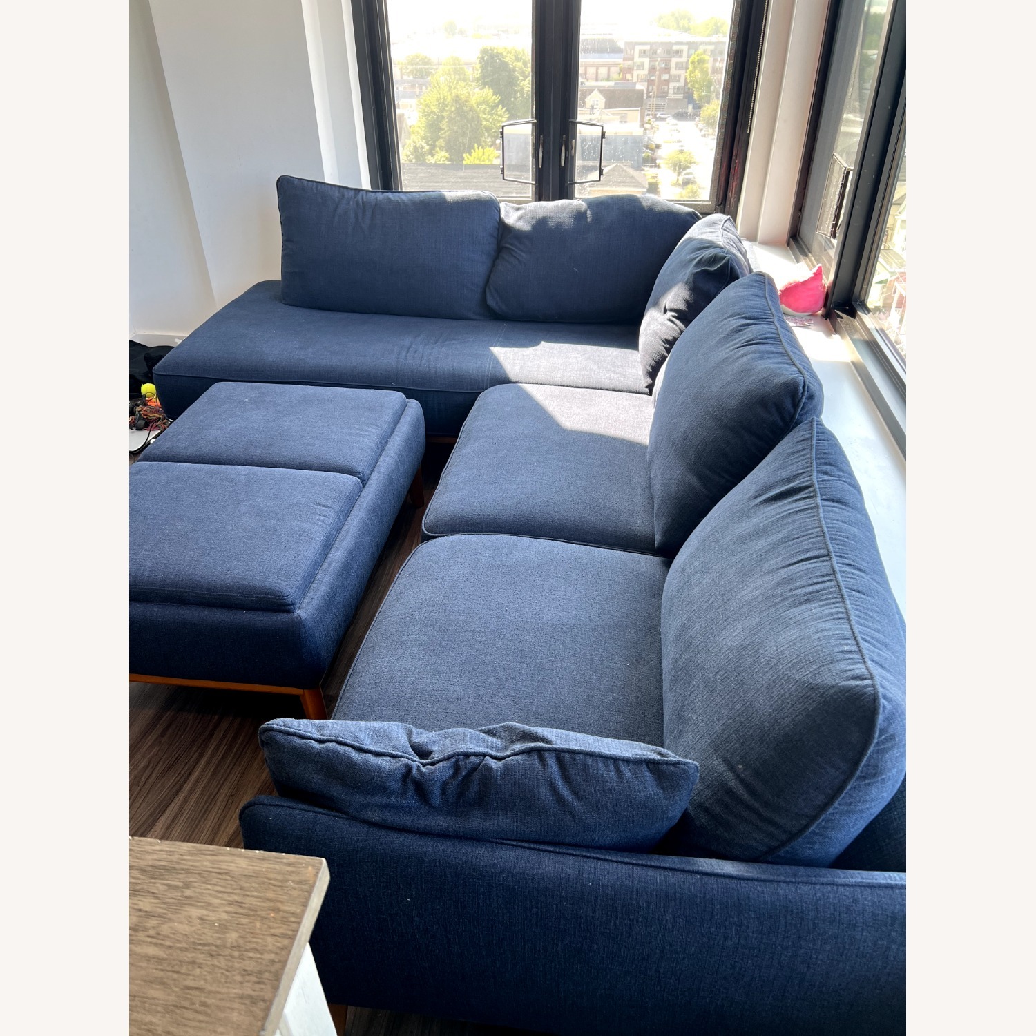 Jollene 2-piece Sectional with Ottoman - image-3