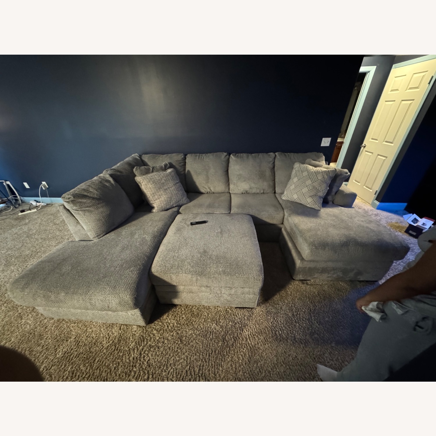 Cassleburry 3 Piece Gray Sectional Couch With Storage - image-1