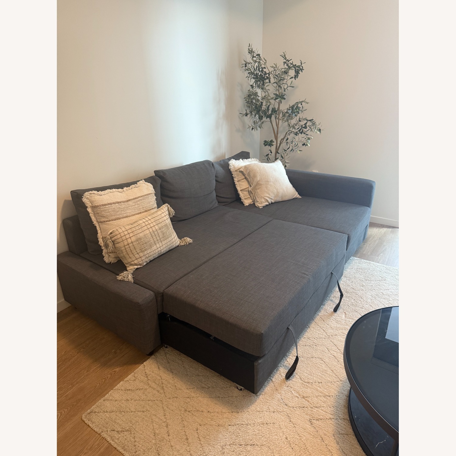 IKEA FRIHETEN / KLAGSHAMN Sofa Bed - image-2