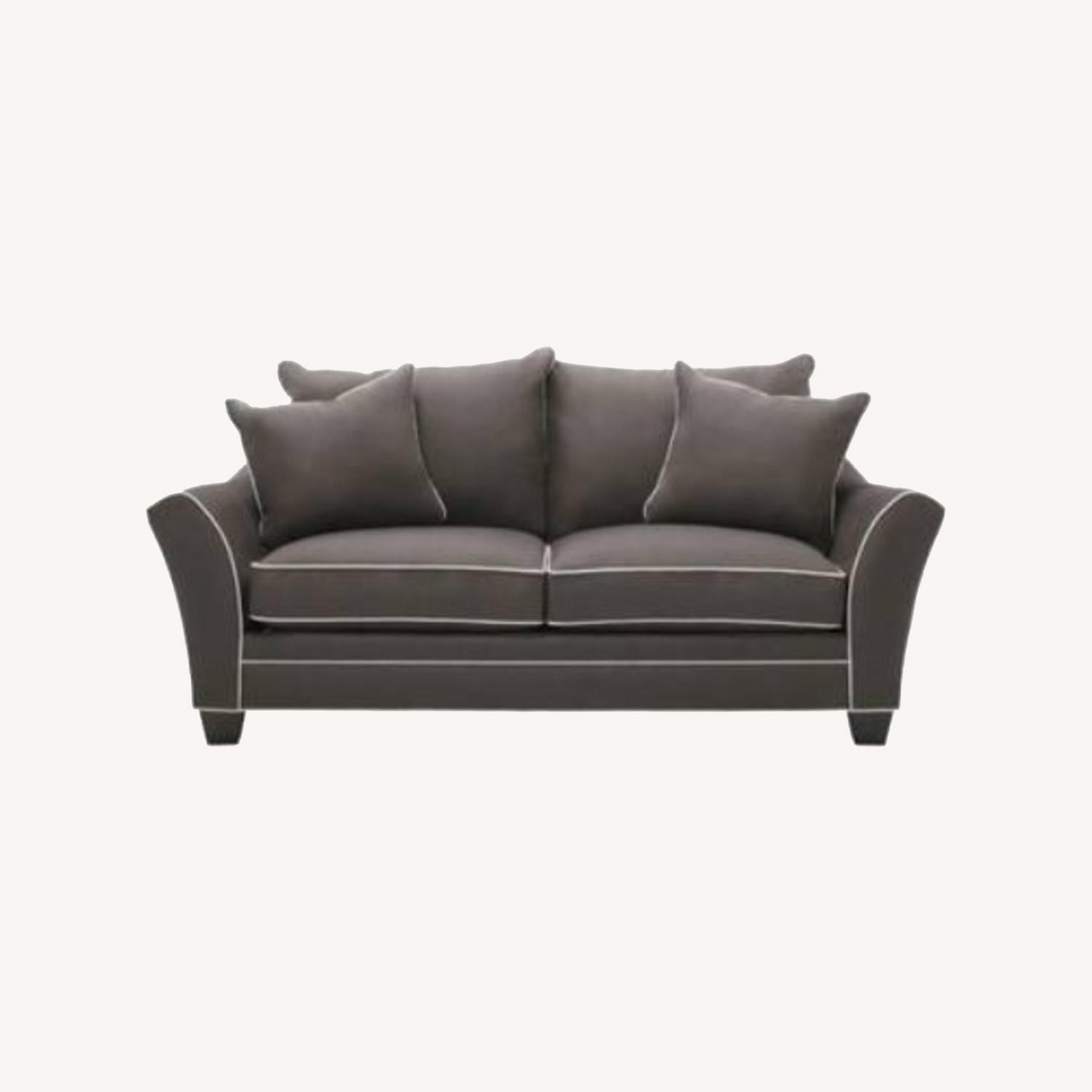 Raymour & Flanigan Loveseat - image-0