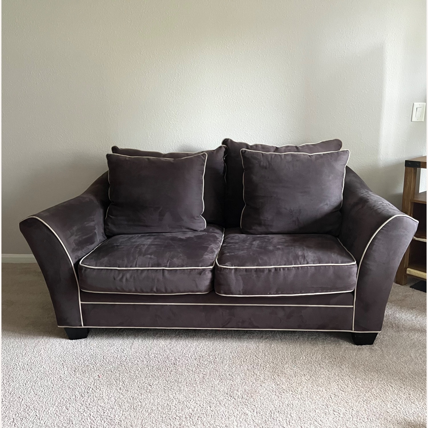 Raymour & Flanigan Loveseat - image-1
