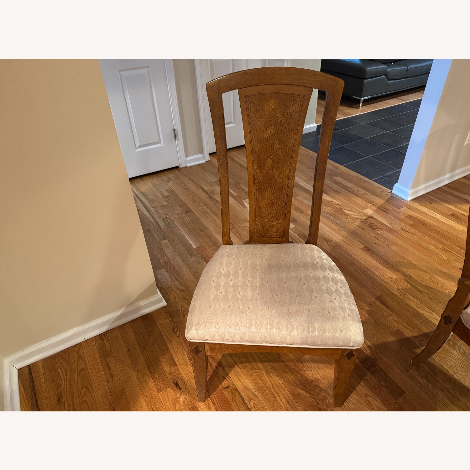 Dining Room Set - Expandable Table, 6 Chairs - image-8