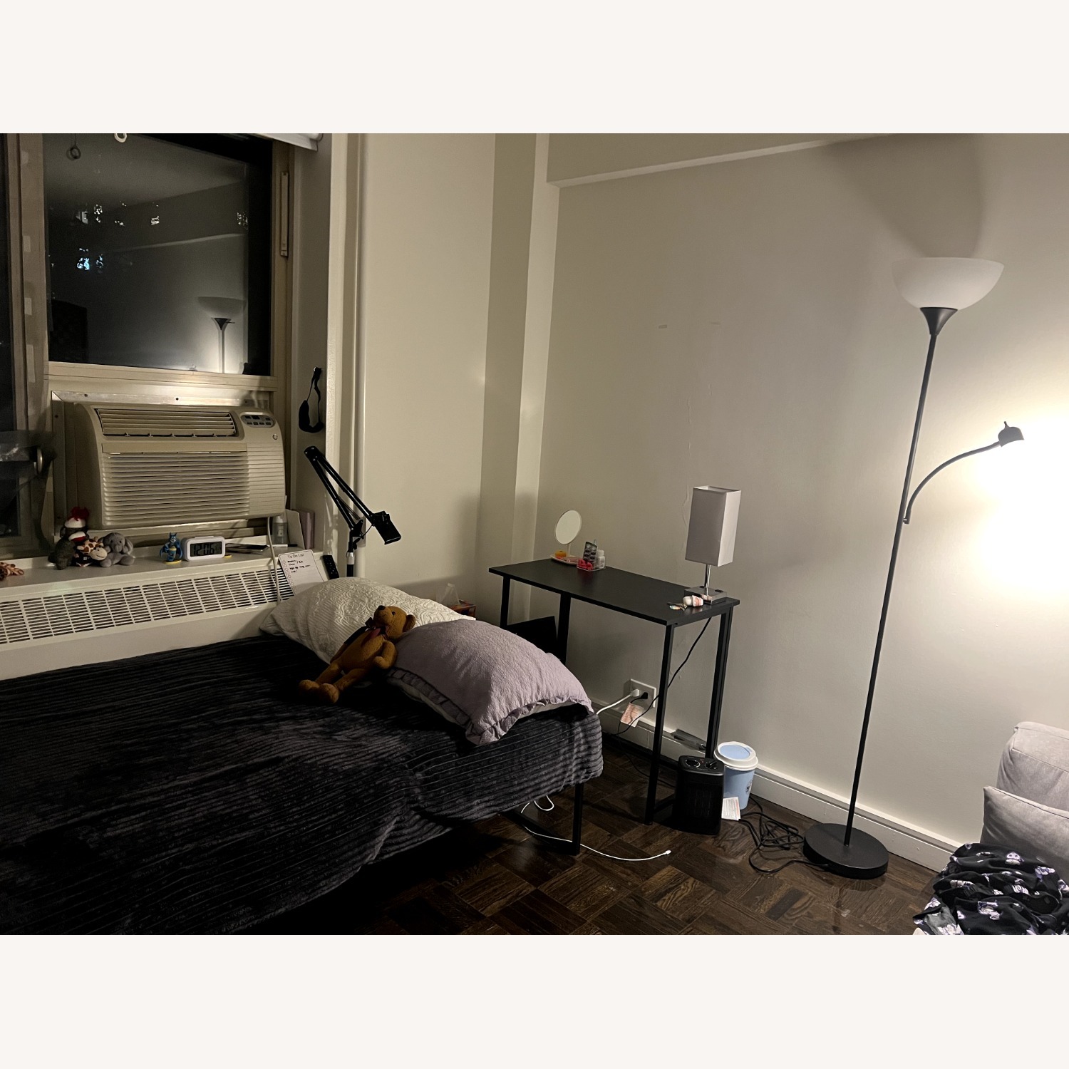 Foldable Computer Desk/Side table - image-5