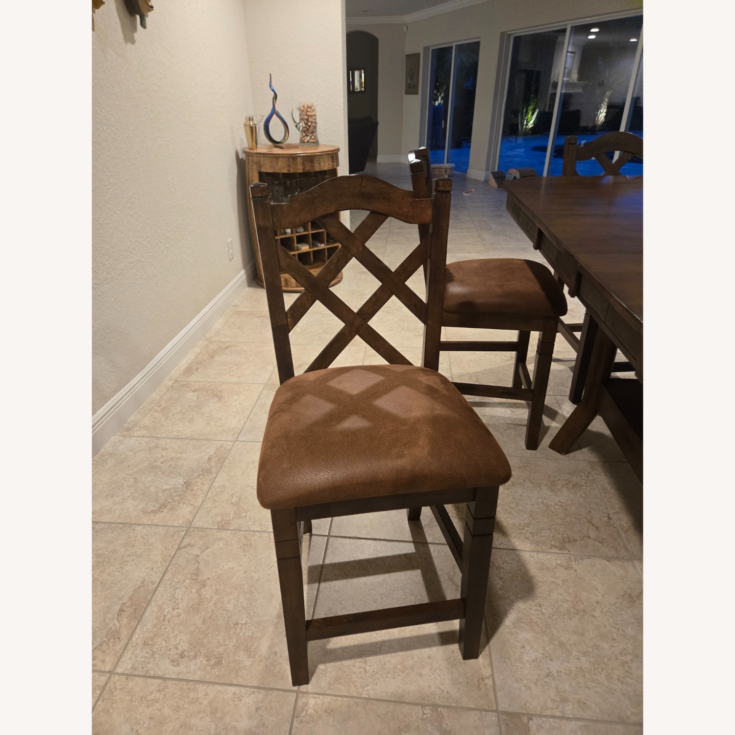 6 Dining Room Table Chairs - image-1