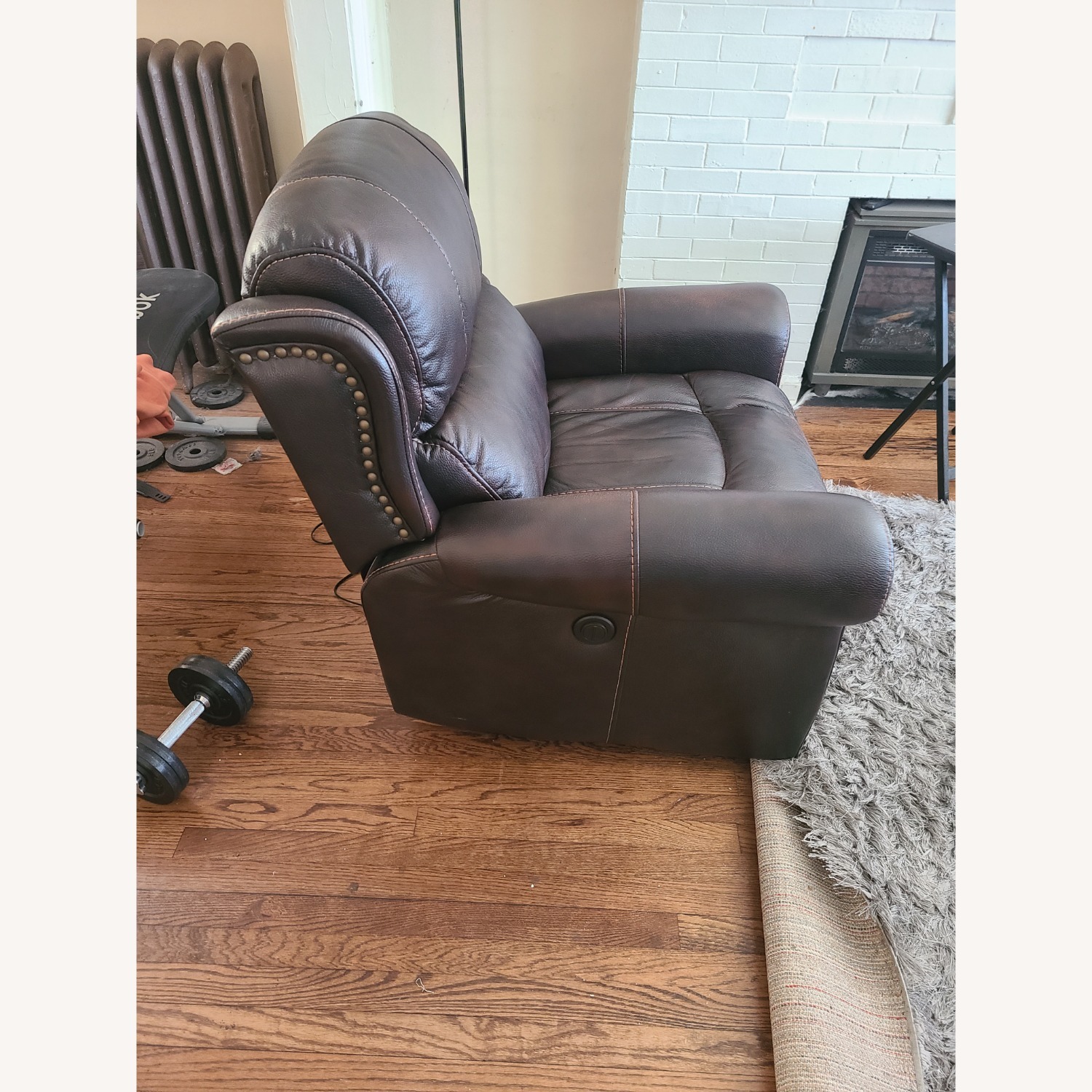 Bob's Discount Furniture Recliner - image-5