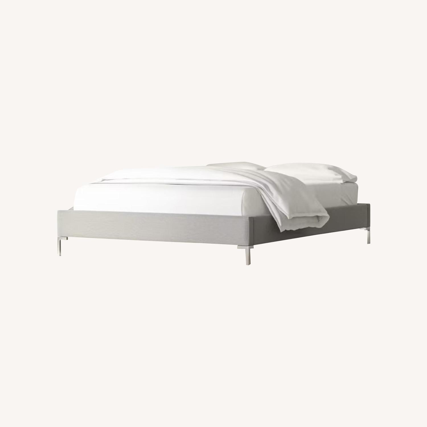 Sleek Saatva Platform Bed - image-0