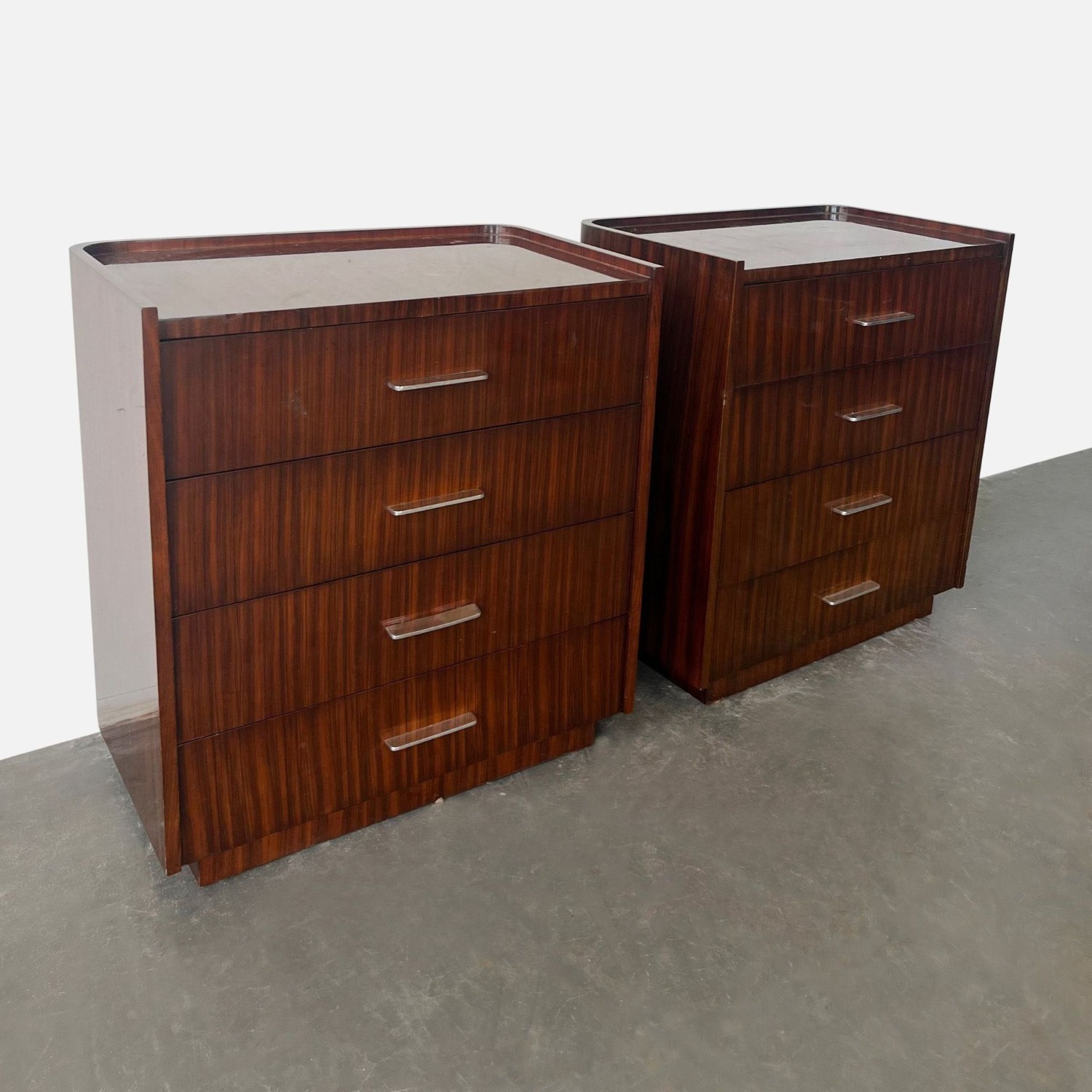 Ralph Lauren Metropolis Modern Bedside Chests - image-4