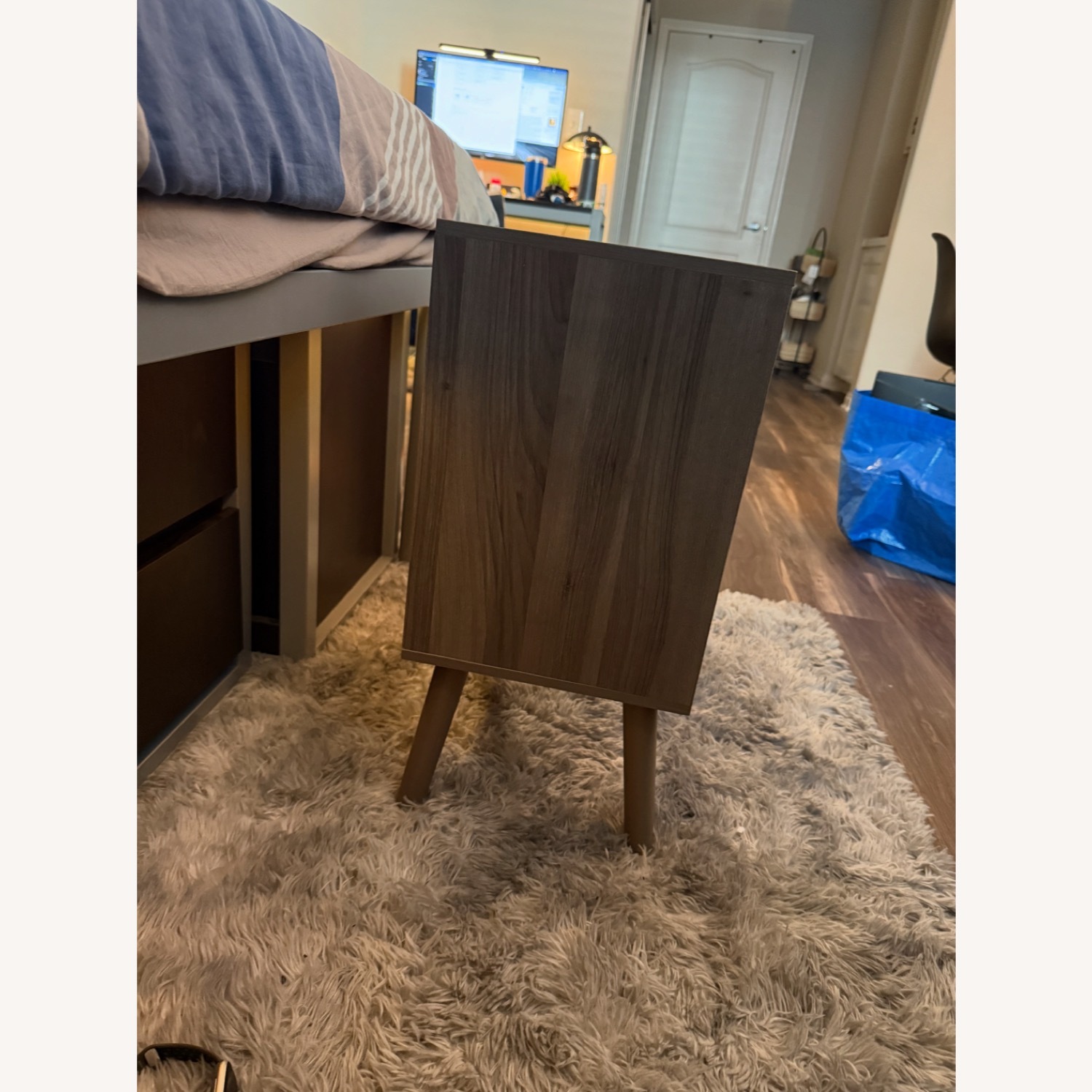 Mid Century Modern Nightstand (with Drawer) - image-5