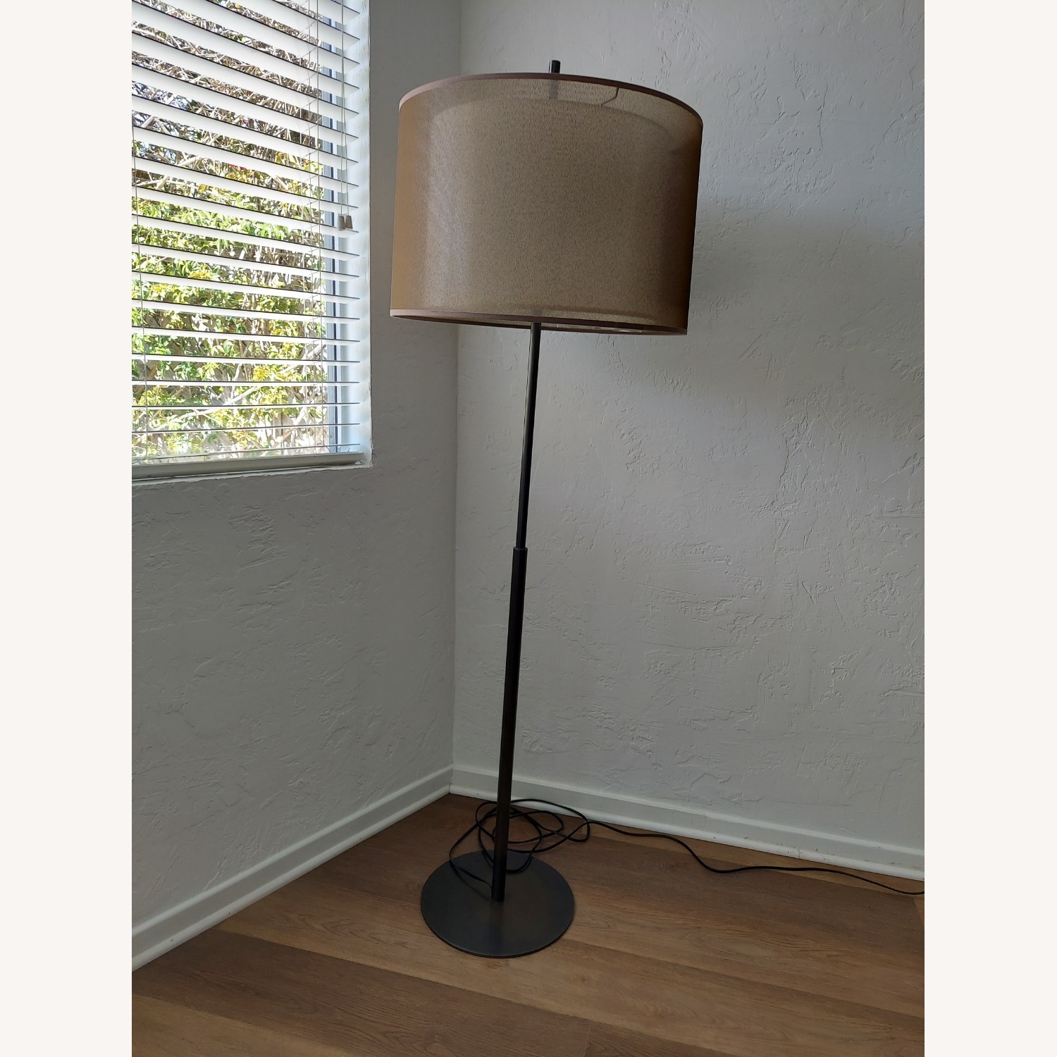 Saturnia Floor Lamp - image-2