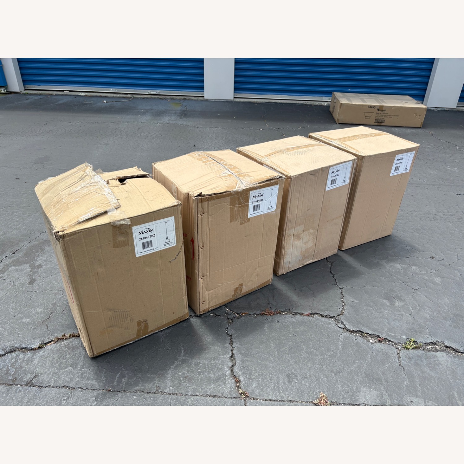 (4) Maxim Hi-Bay HI-BAY 1-Light Pendant - image-4