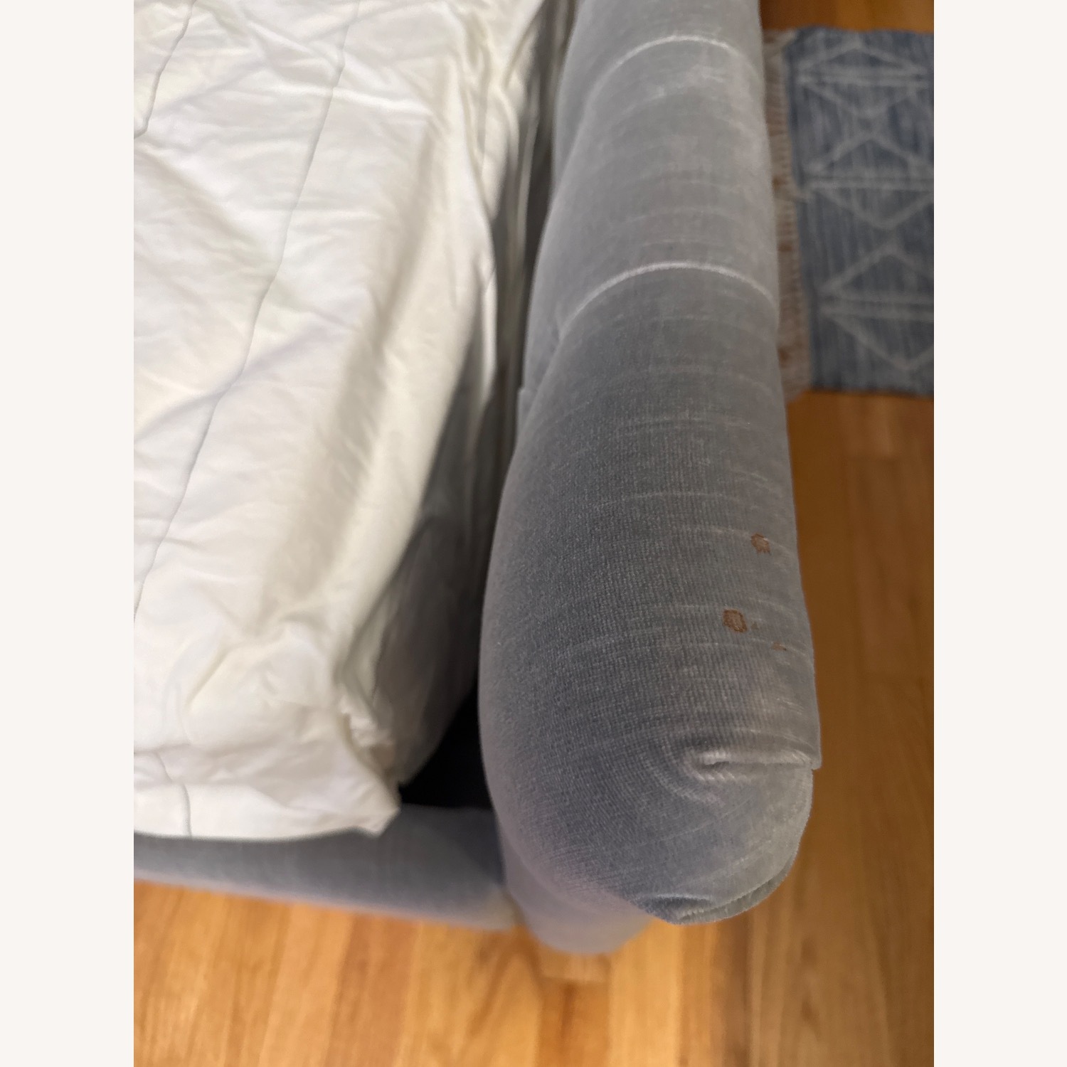 Devyn Tufted Velvet Daybed With Trundle - image-4