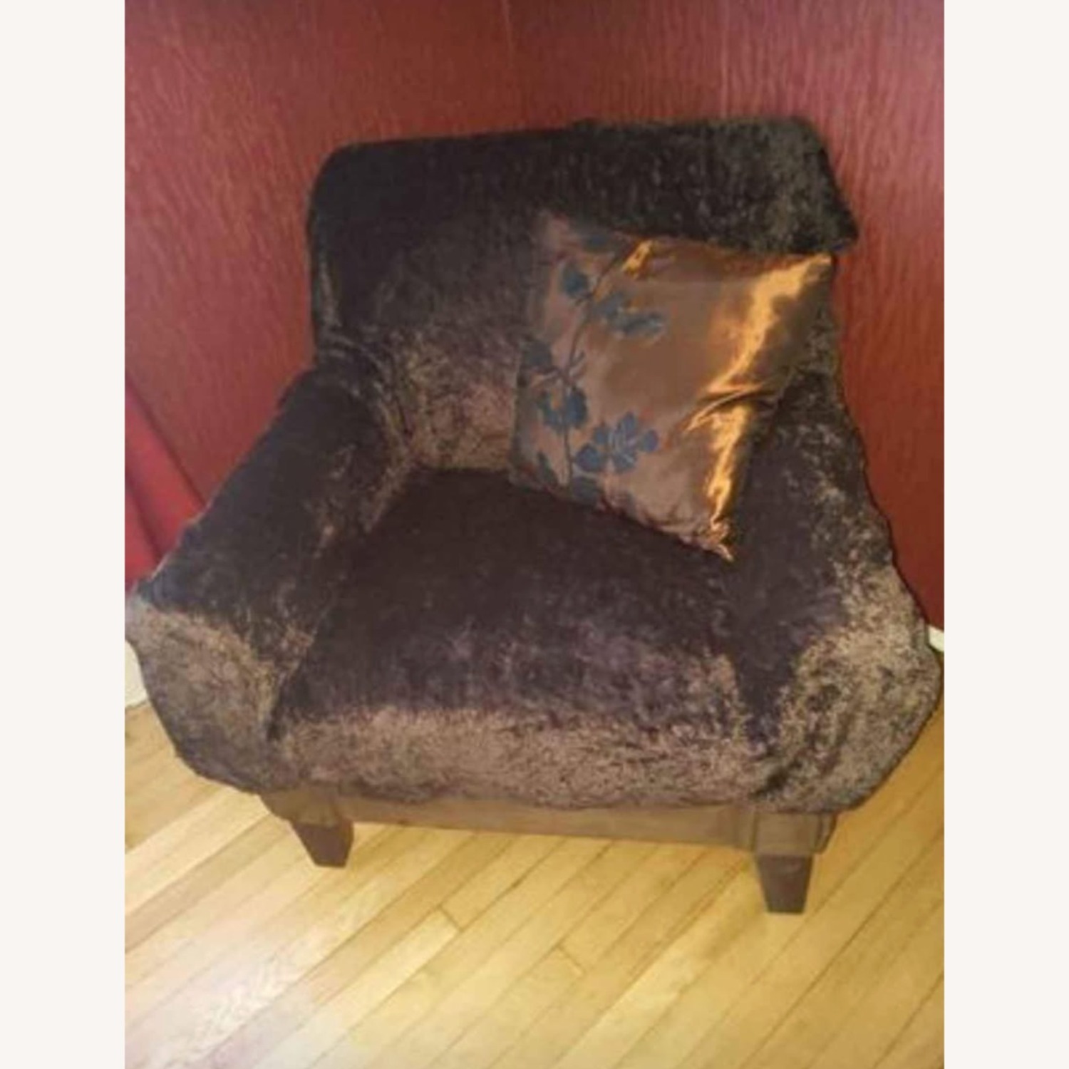 Brown Sofa Chair with Throw Blanket - image-3