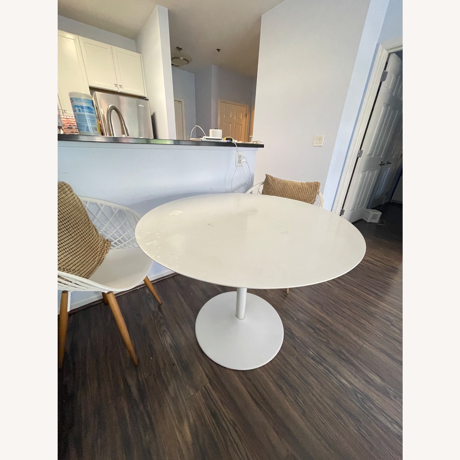 Crate & Barrel Nero 39” Round Table with White Base - image-3