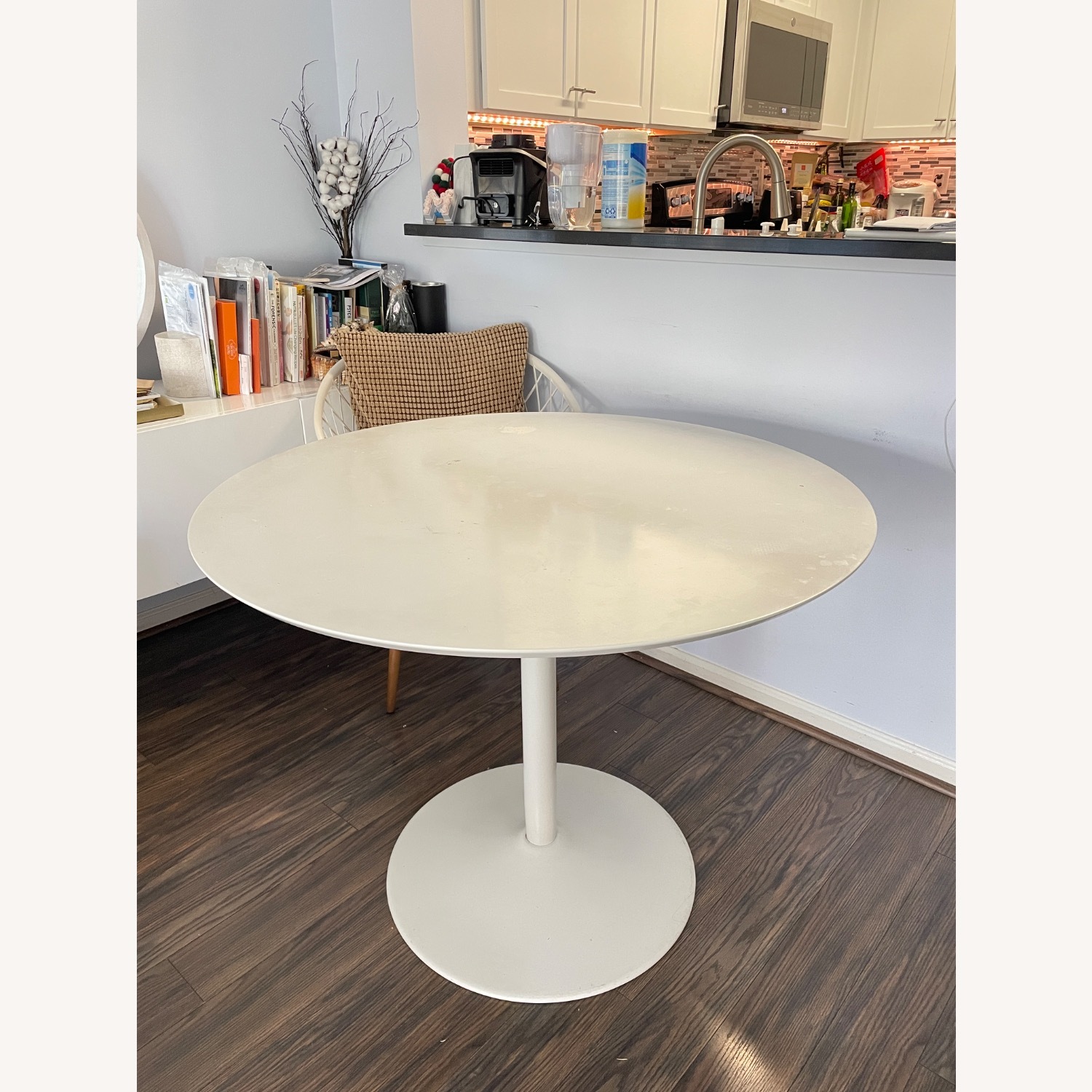 Crate & Barrel Nero 39” Round Table with White Base - image-1