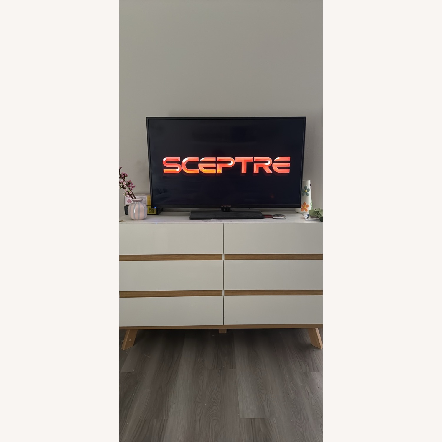 6 Drawer Dresser - image-2