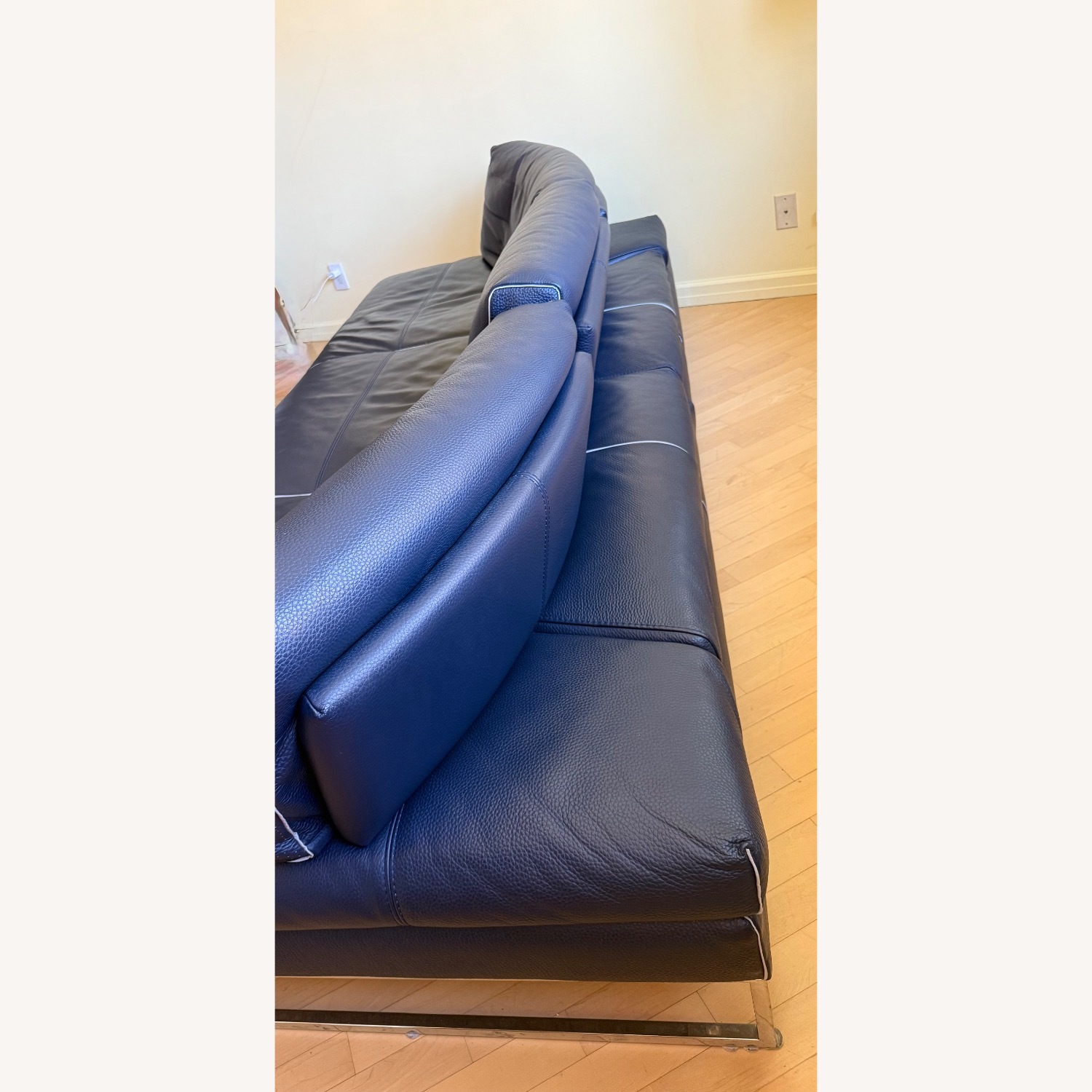 GAMMA Sunset Theater Sofa Italian Leather  - image-5