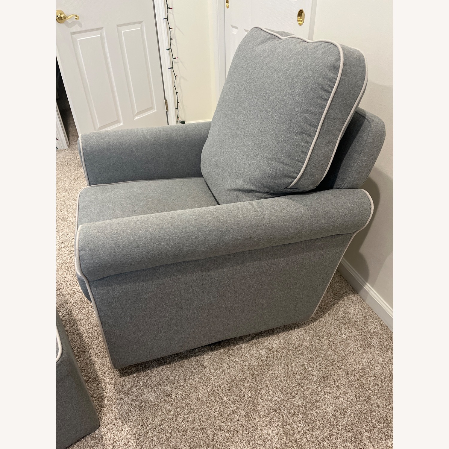 Da Vinci Maya Swivel Glider with ottoman  - image-2