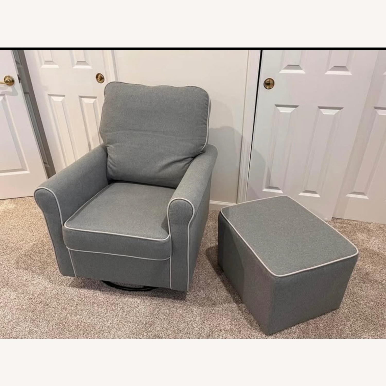 Da Vinci Maya Swivel Glider with ottoman  - image-1