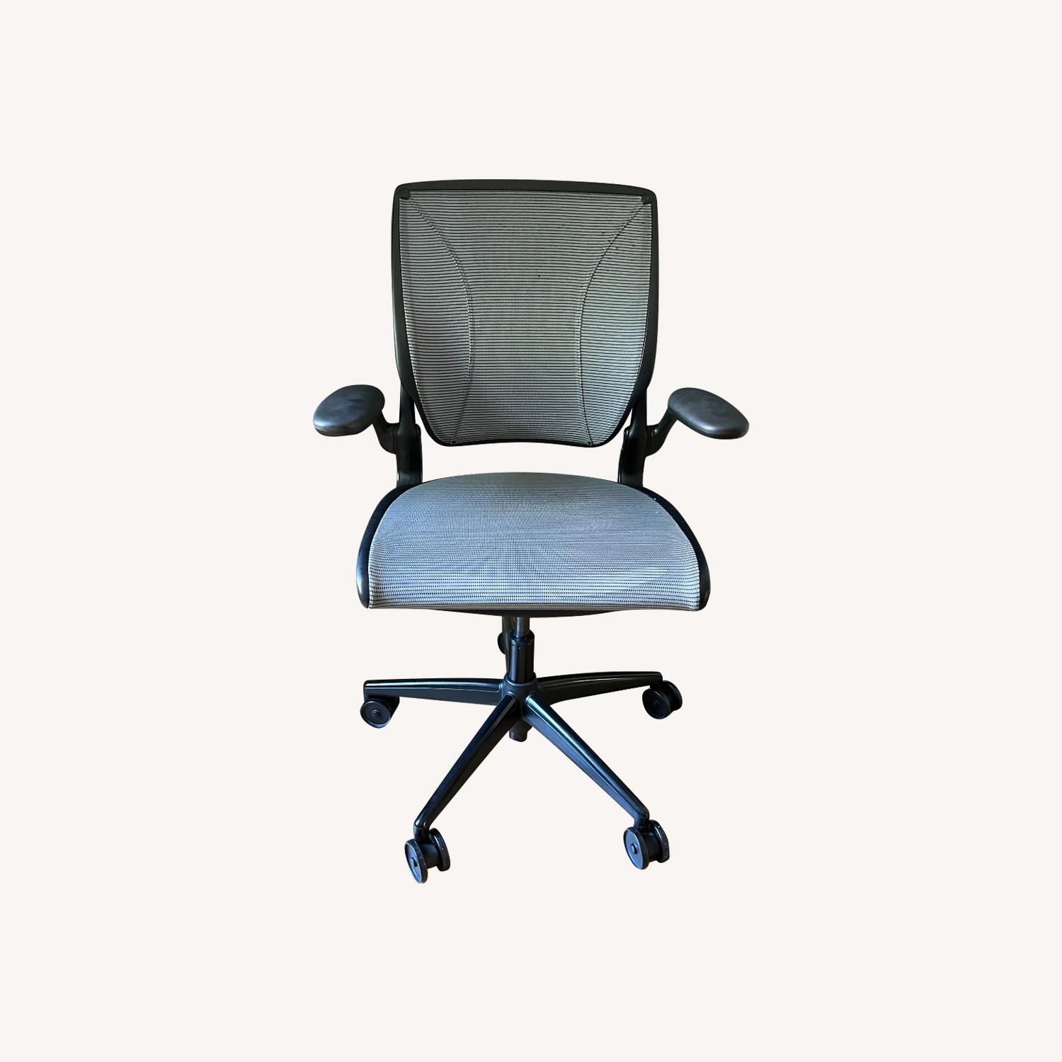 Office Chair Diffrient World - image-0