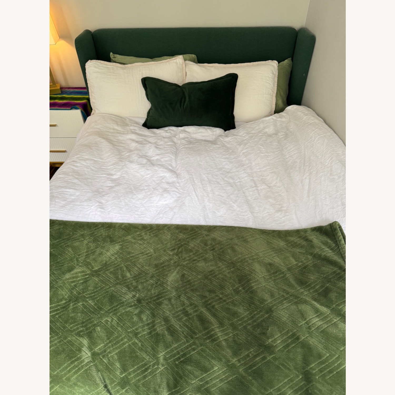 Gaillarde Hydraulic Lift Up Storage Upholstered Platform Bed - image-2