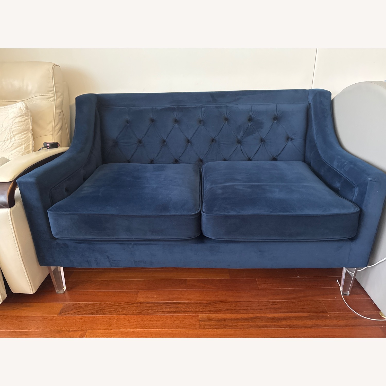 Tufted Velvet Blue Loveseat - image-3