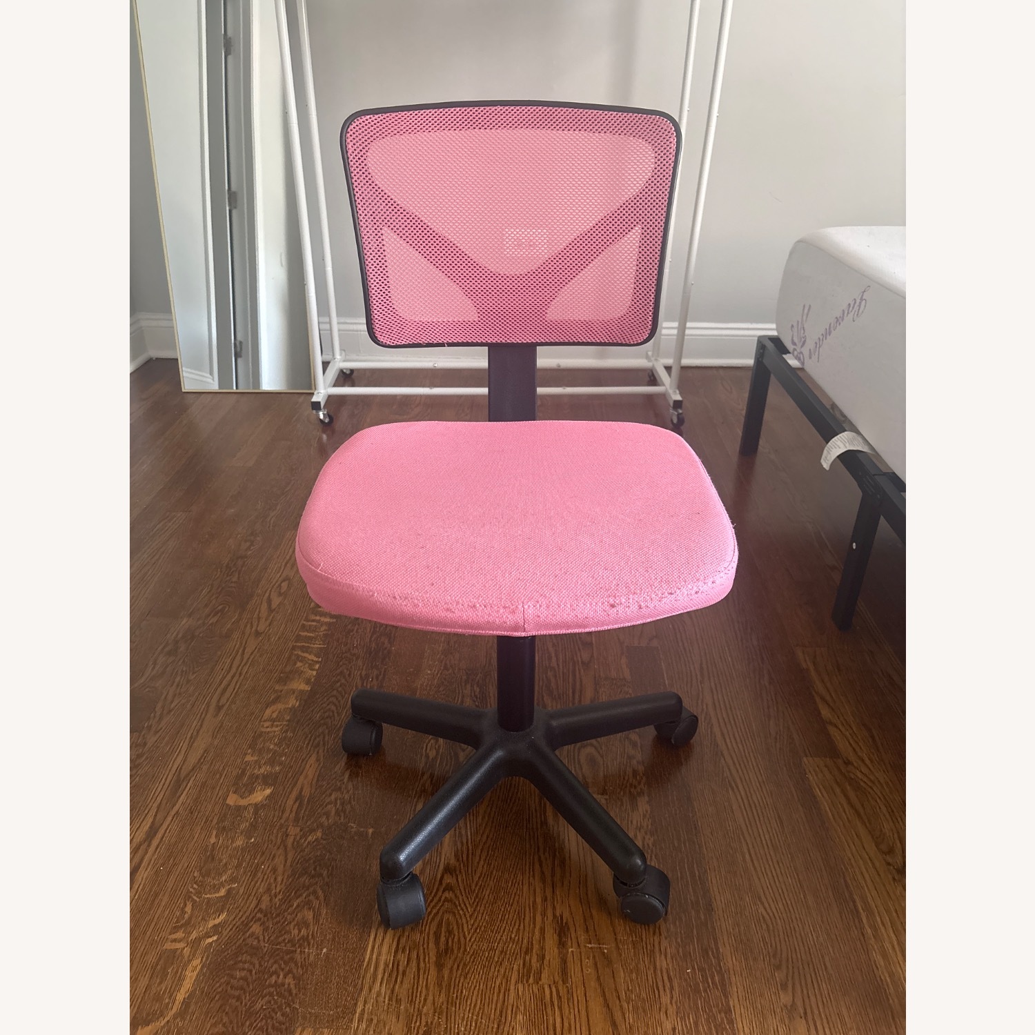 Amazon Pink Mesh Office Chair - image-4
