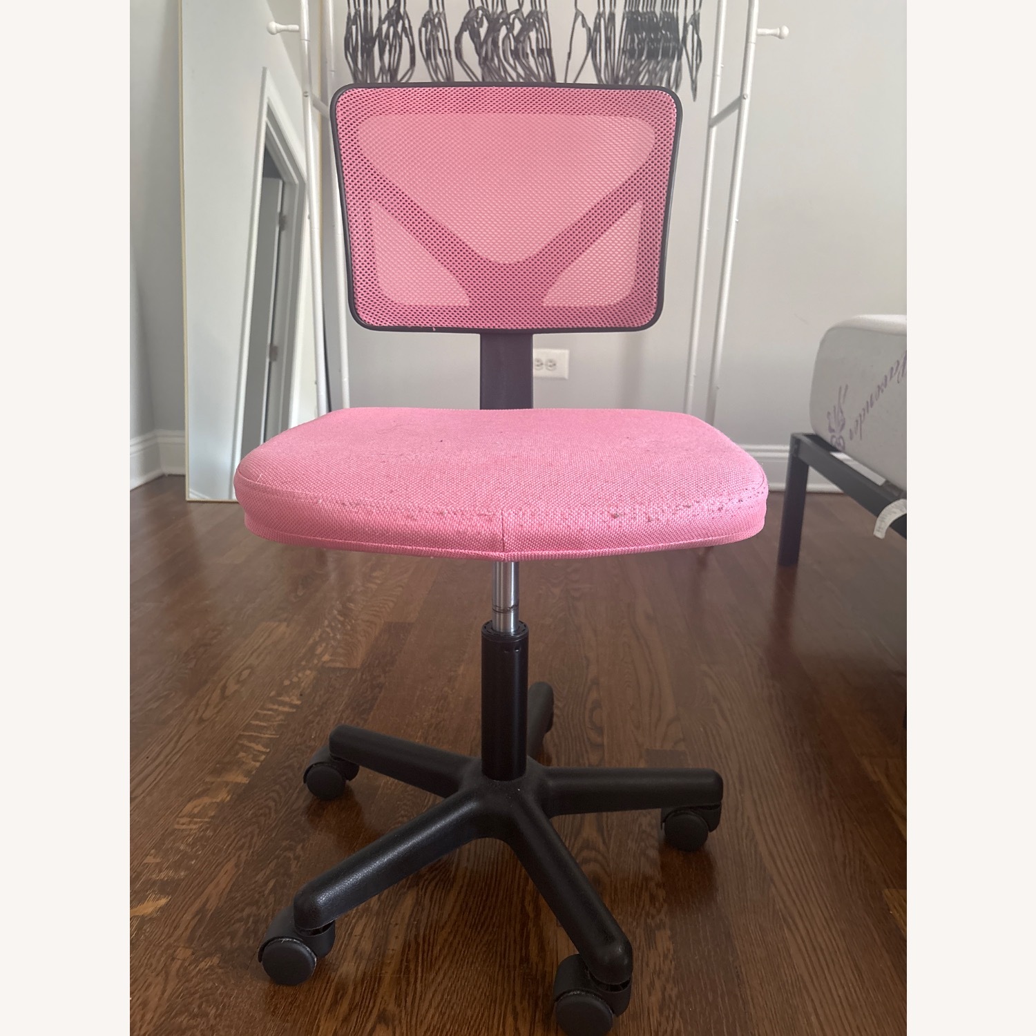 Amazon Pink Mesh Office Chair - image-1