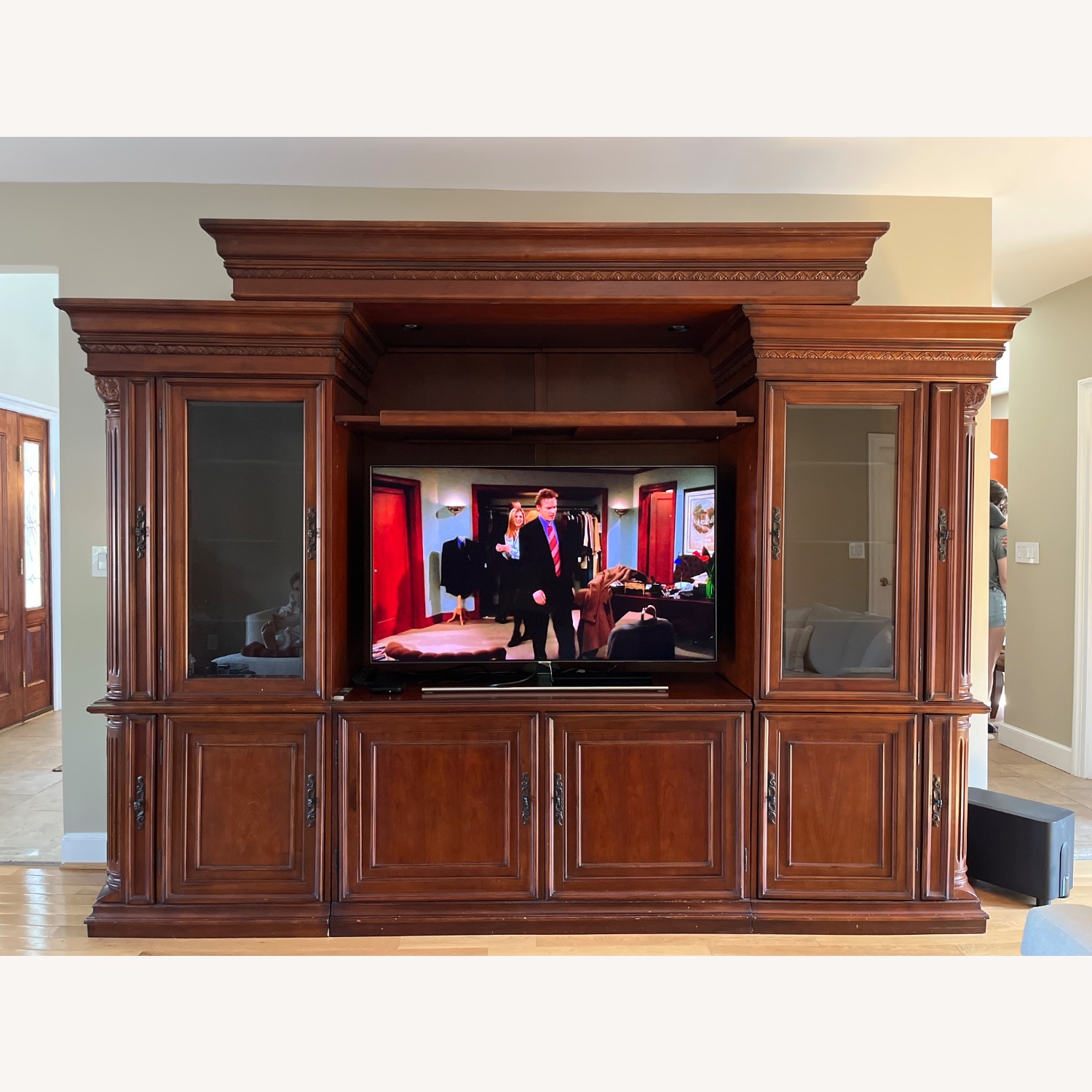 Traditional Wall and Media Unit - image-1