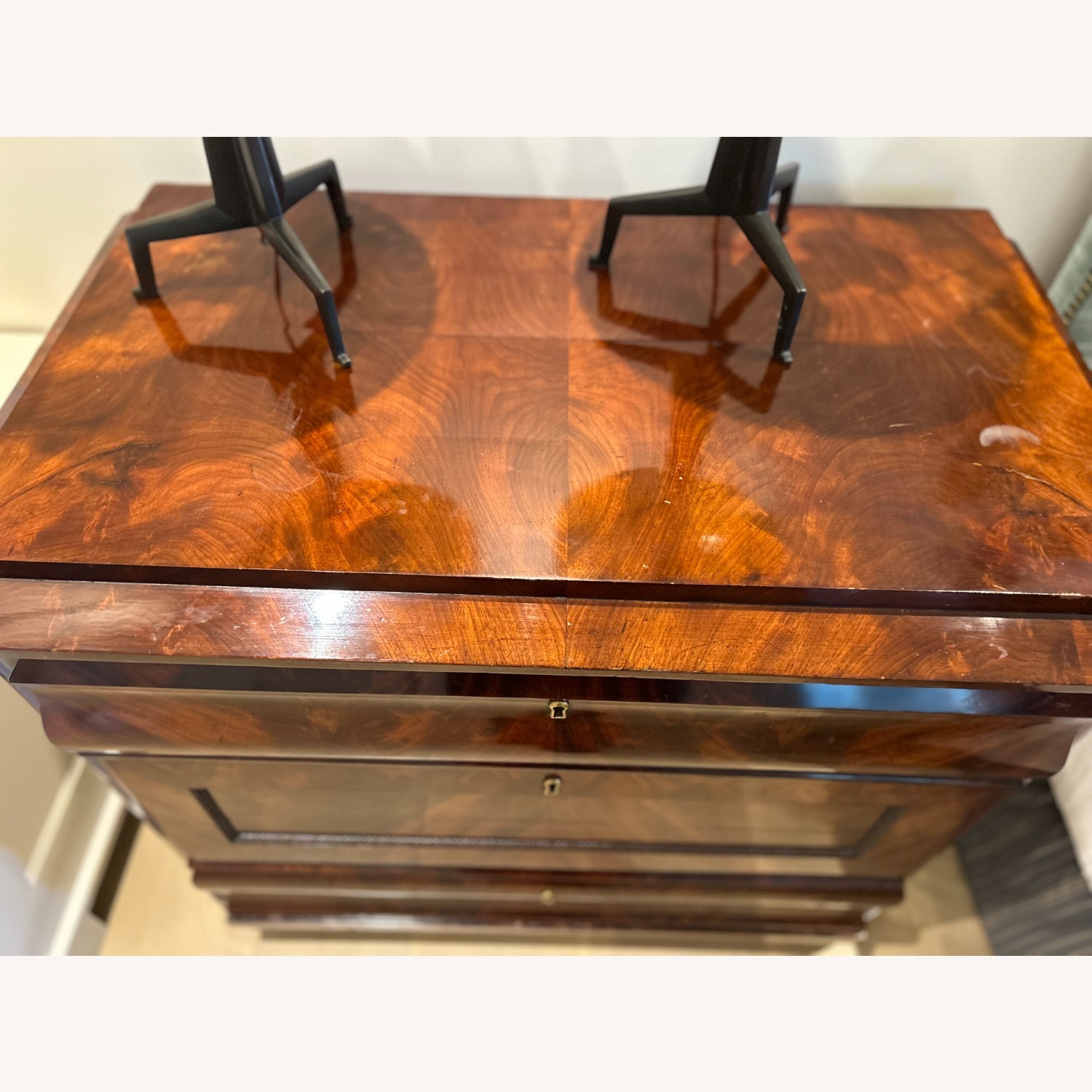 19th-century Biedermeier Mahogany Chest of Drawers - image-5