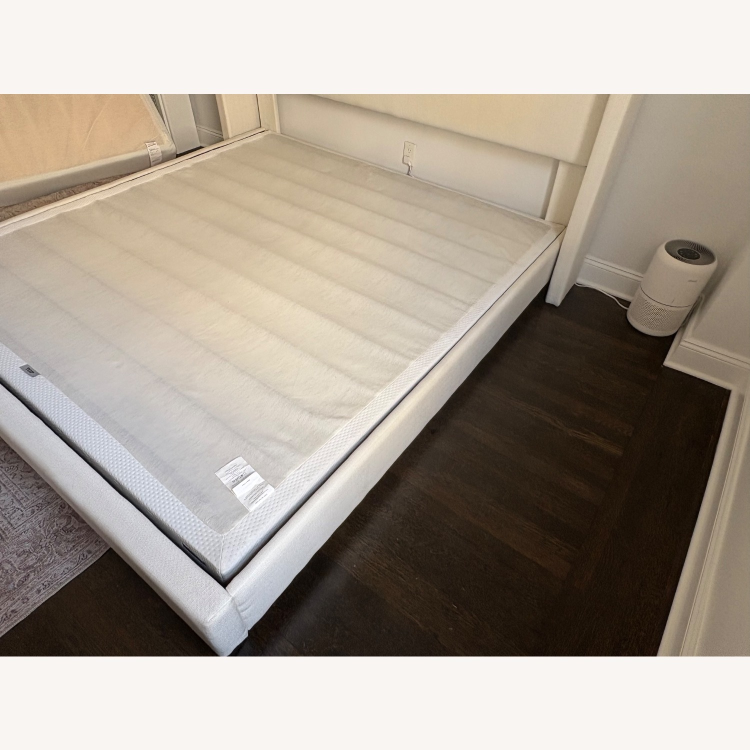 Pottery Barn Elliot Shelter Upholstered King Bed - image-5