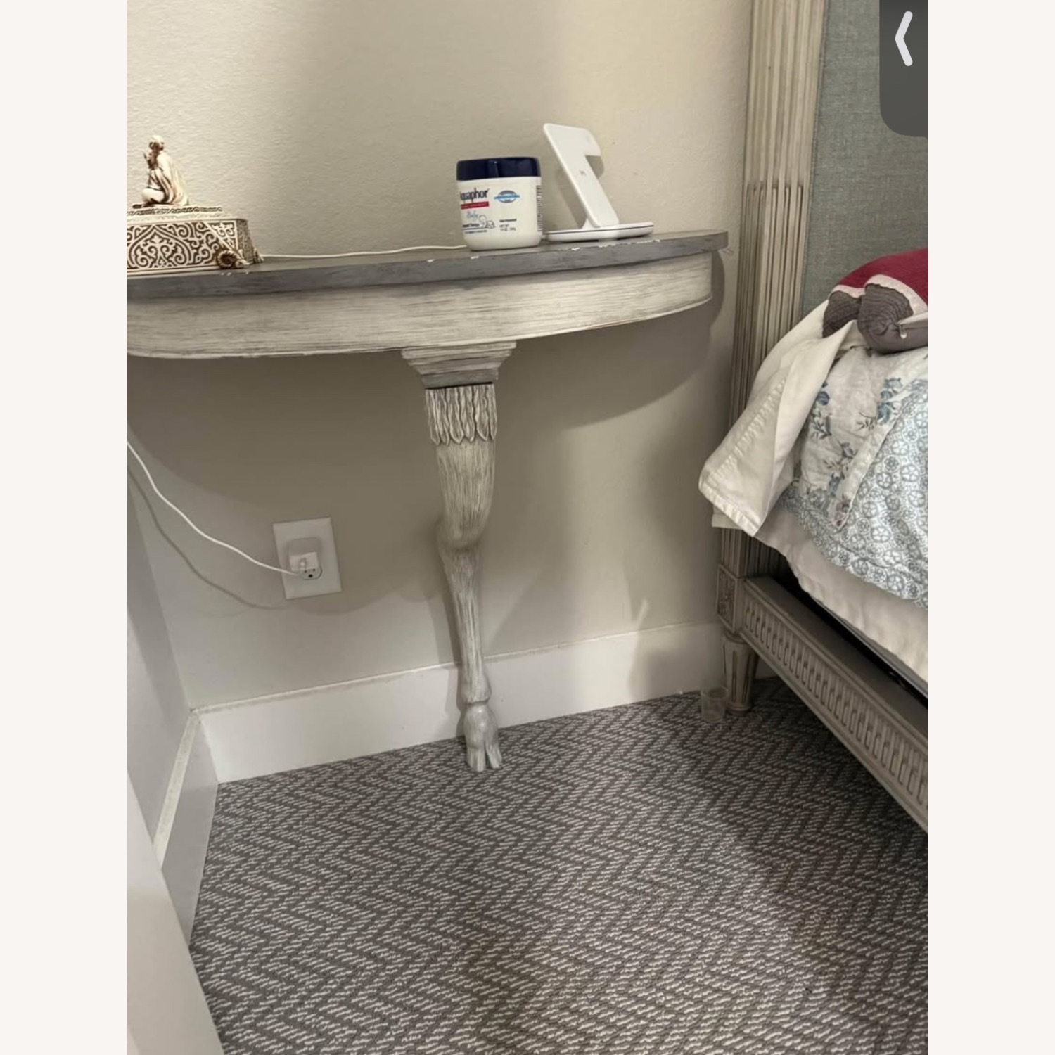 Chaddock Canopy Bed - image-7