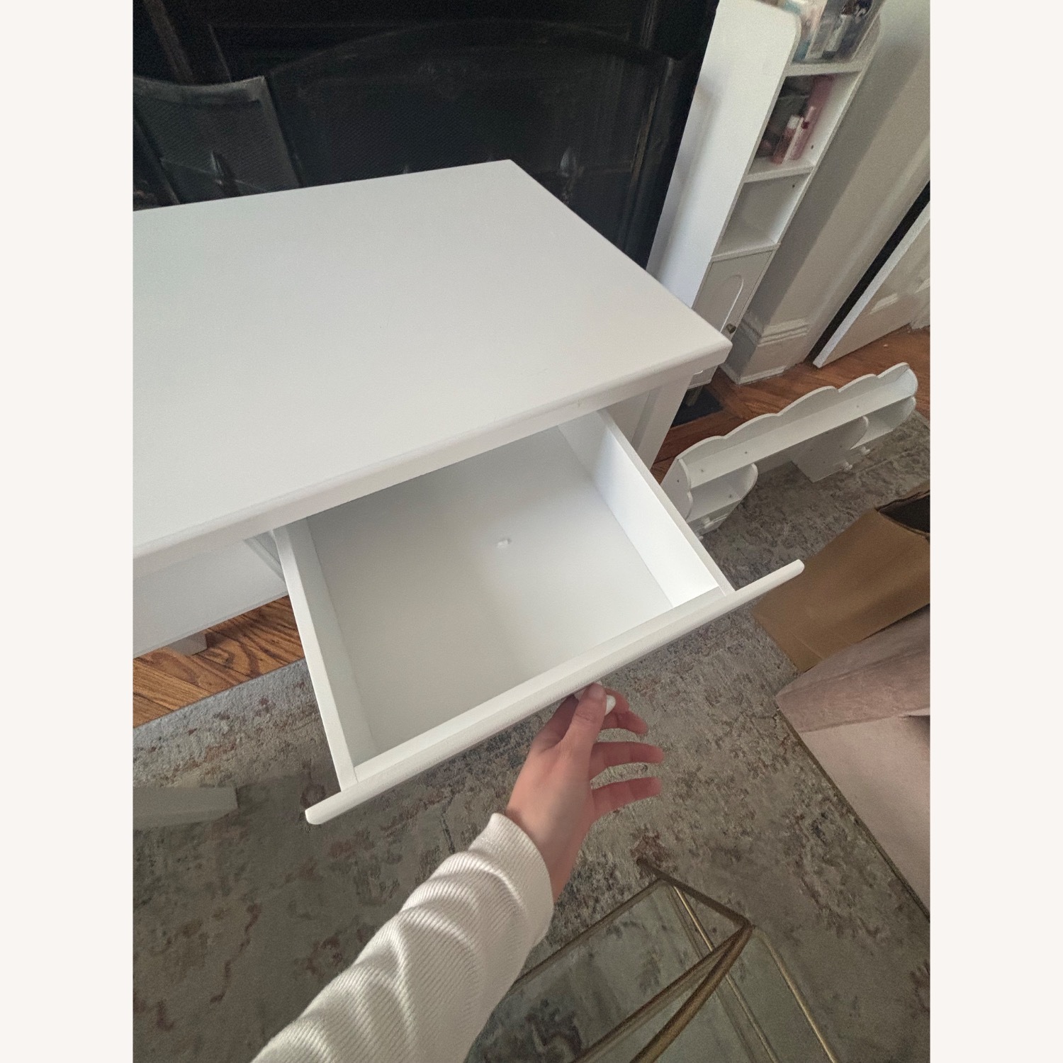 Writing Desk with Detachable Hutch - image-12