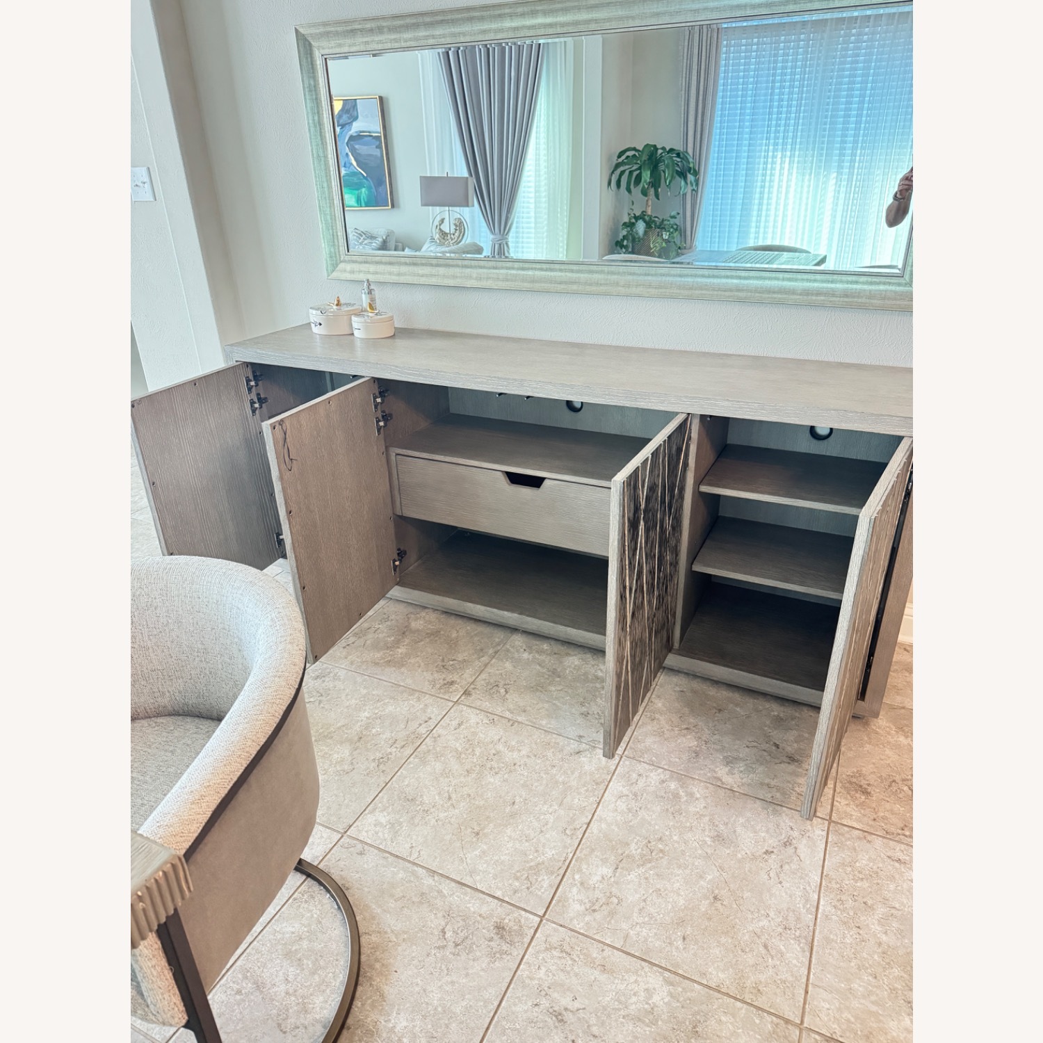 Bernhardt Valora Credenza - image-5