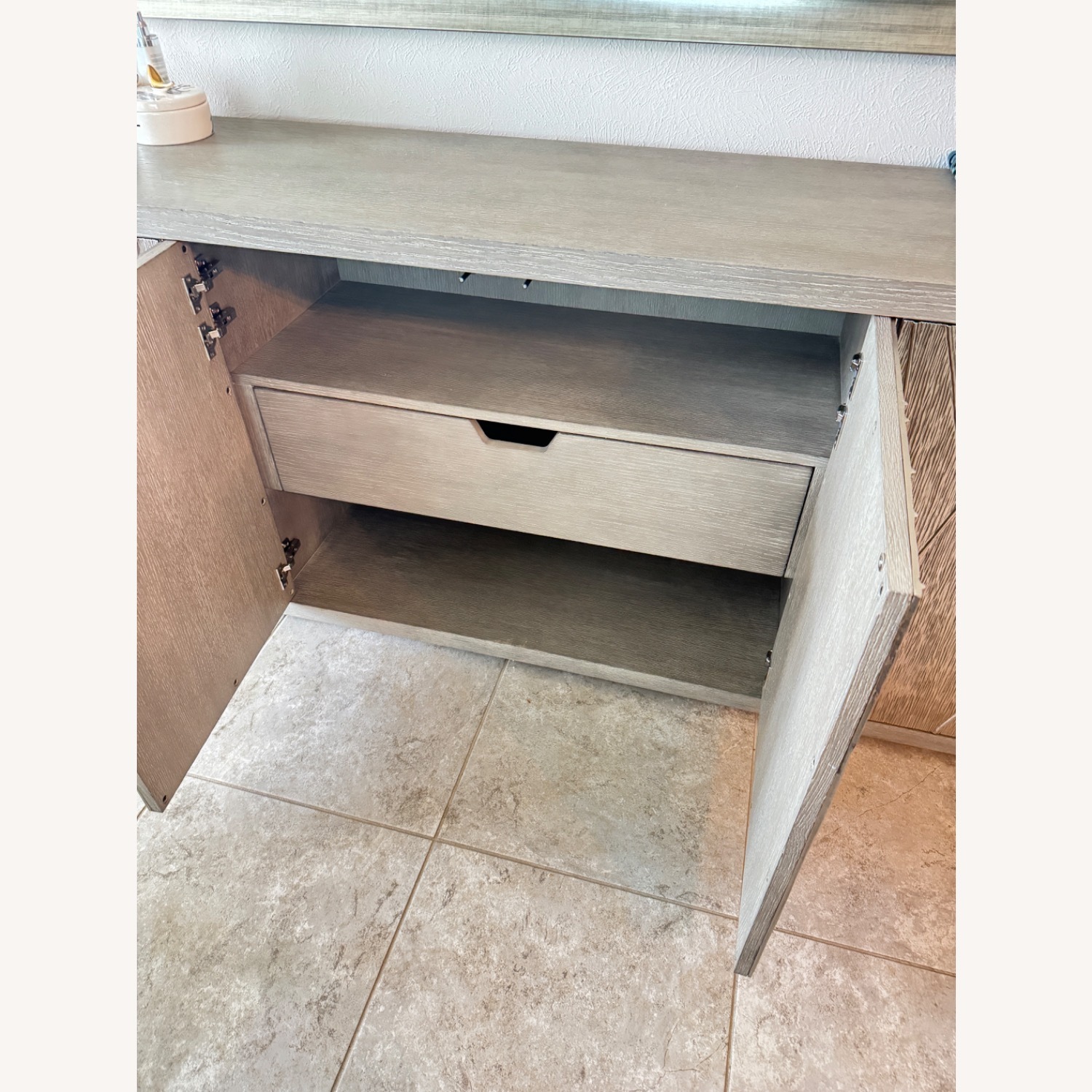 Bernhardt Valora Credenza - image-4