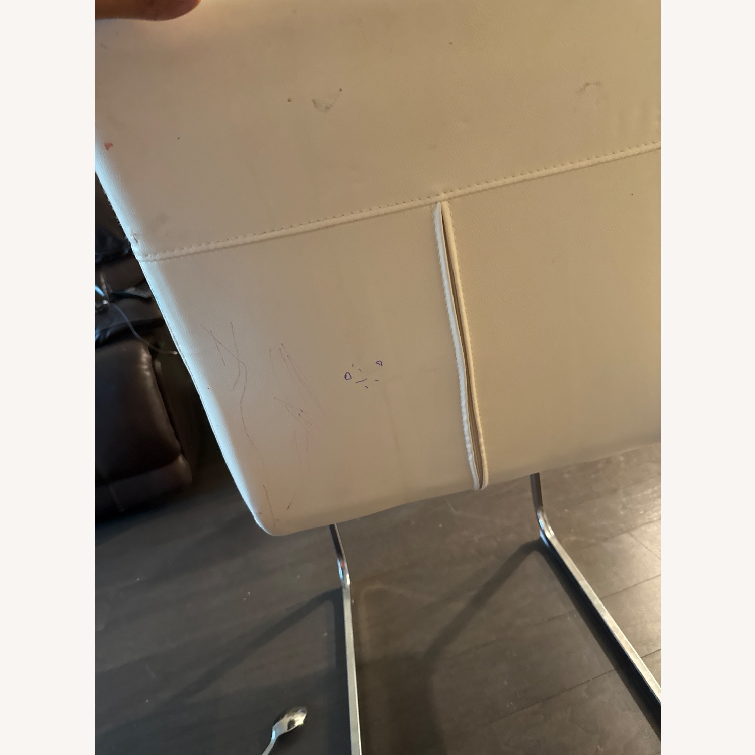 Glass Dining Table Can Extend up to 8 Chairs - image-4