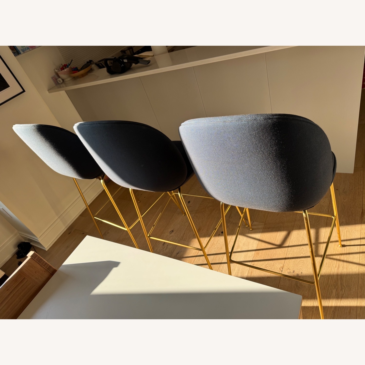 Three Beetle Bar Chair By Gubi - image-2