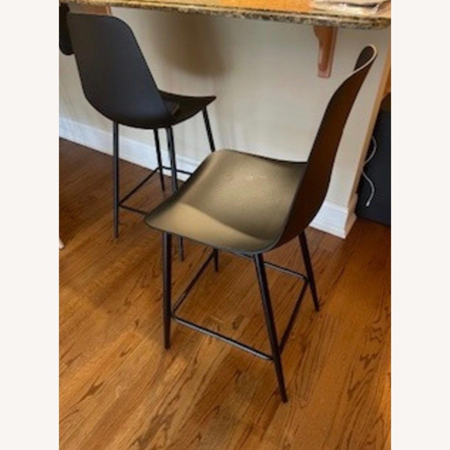 Article Svelti Counter Stool - Pure Black - image-1