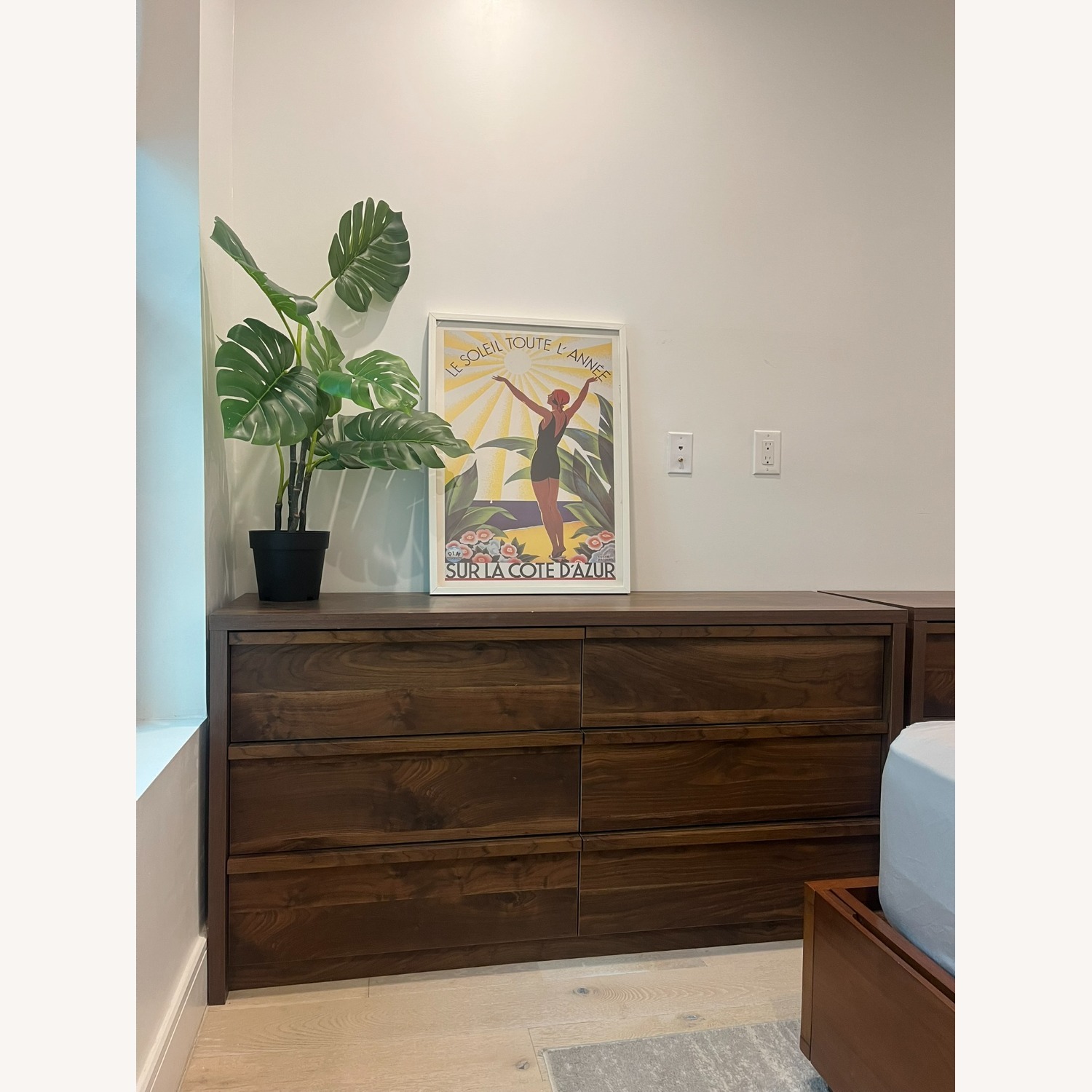 Sauder Harvey Park 6 Drawer Dresser - image-1