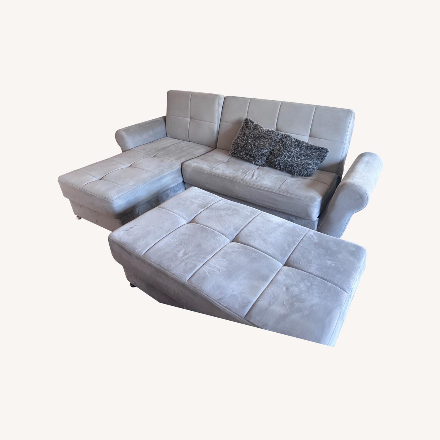 Gray Sectional L/Couch (Sleeper) - image-0