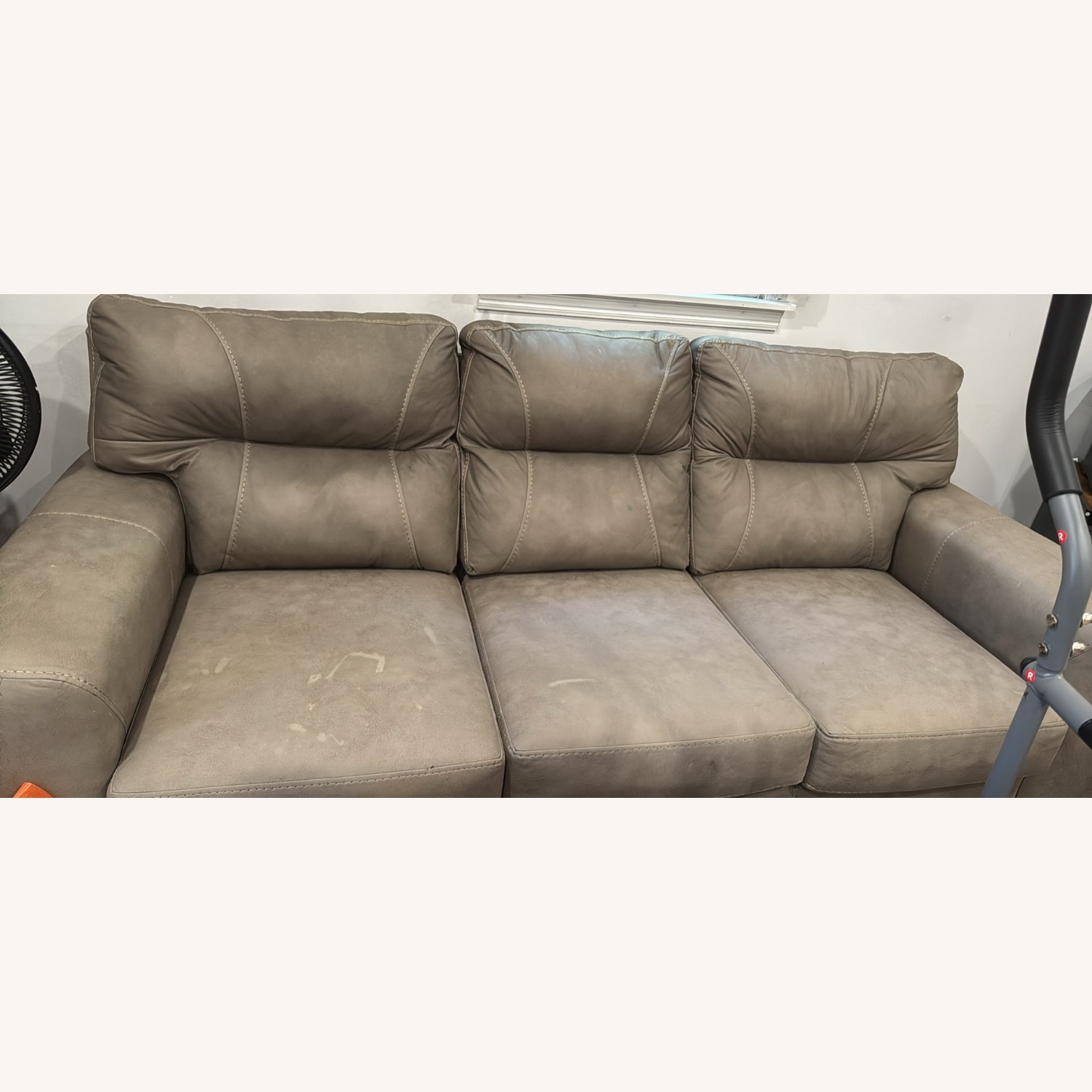 Broyhill 3 Seater Couch Set of 2 - image-1