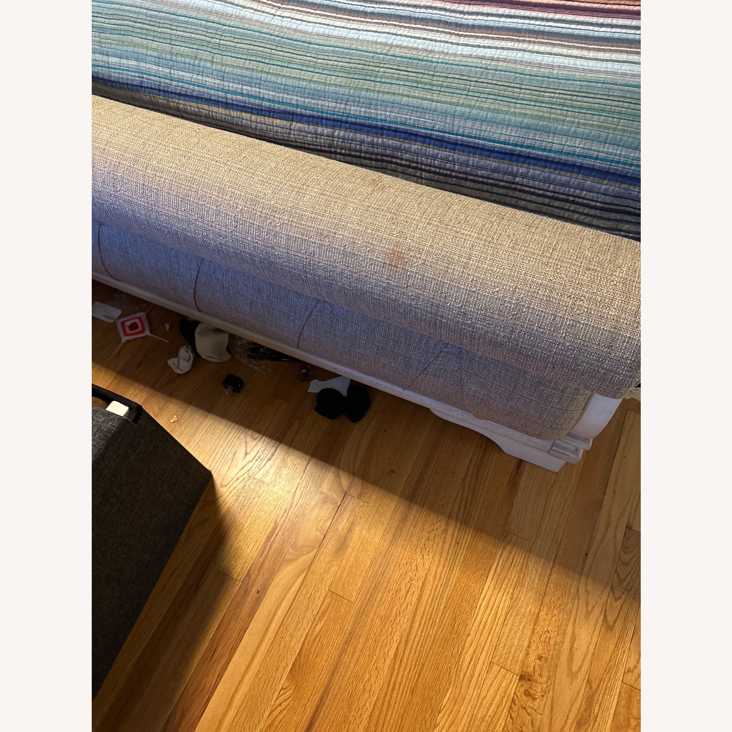 Ashley Realyn King Sleigh Bed - image-2