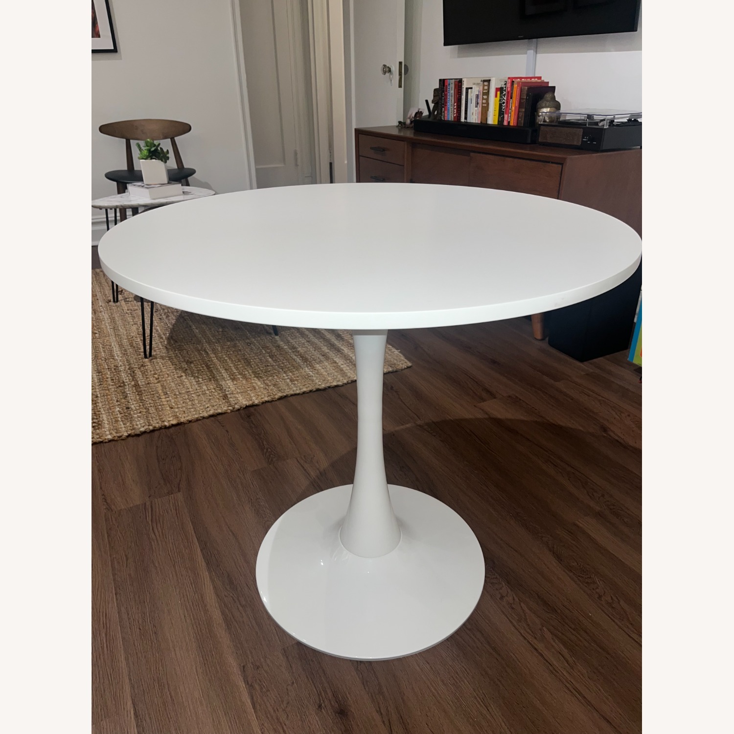Amazon MCM Style White Tulip Dining Table - image-4