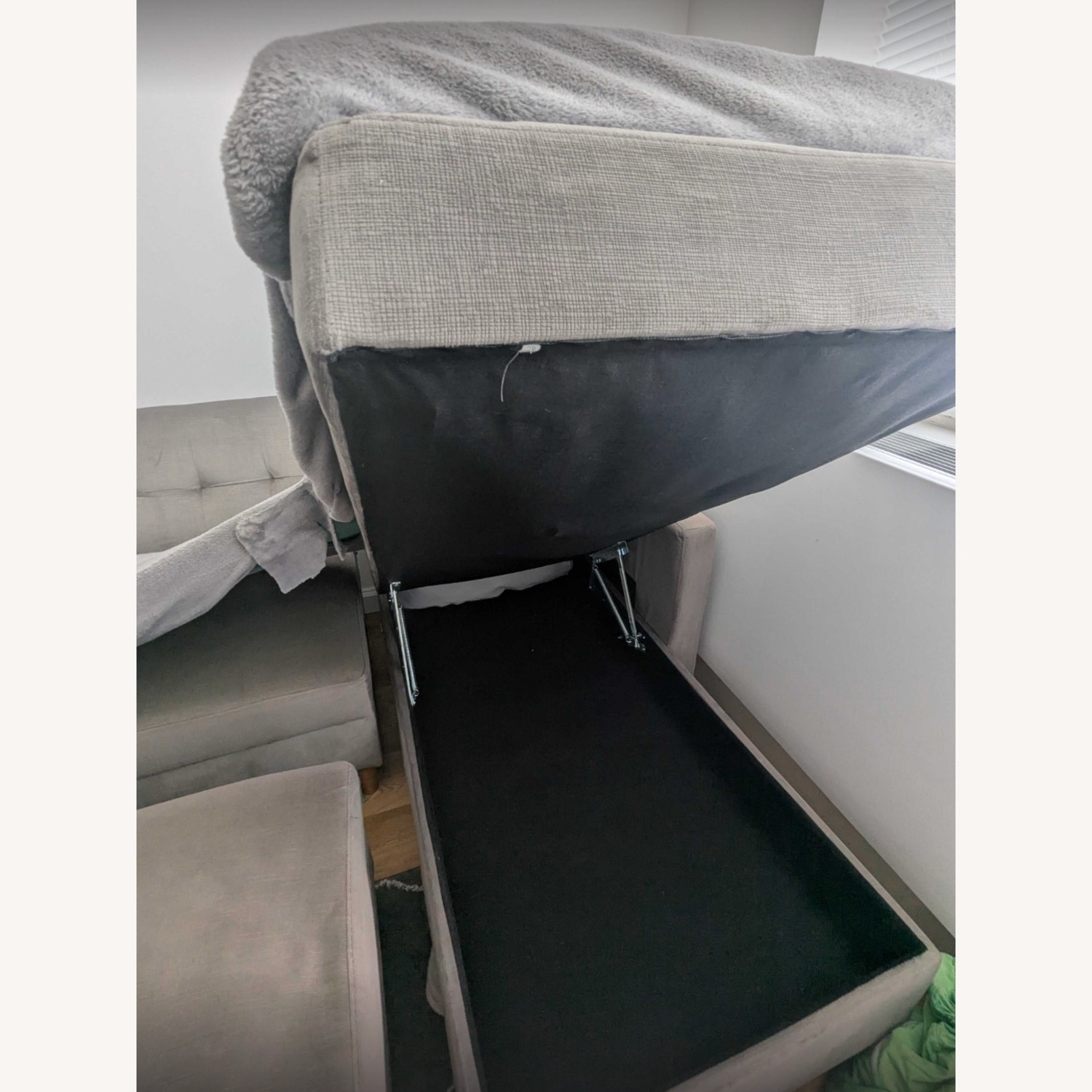 Sectional Couch with Cushion - image-2