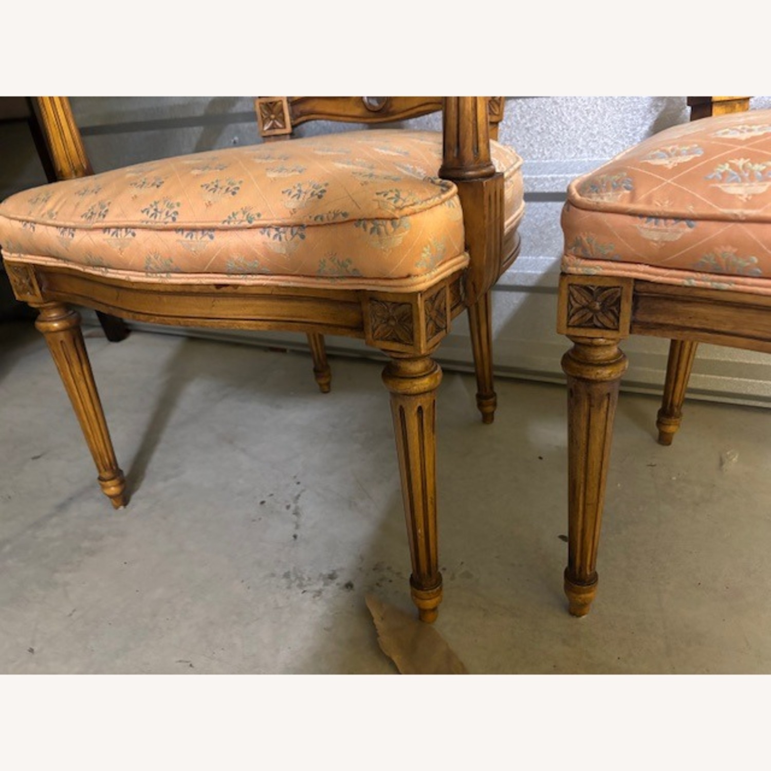 Dining Set: Round Table + 4 Chairs - image-7