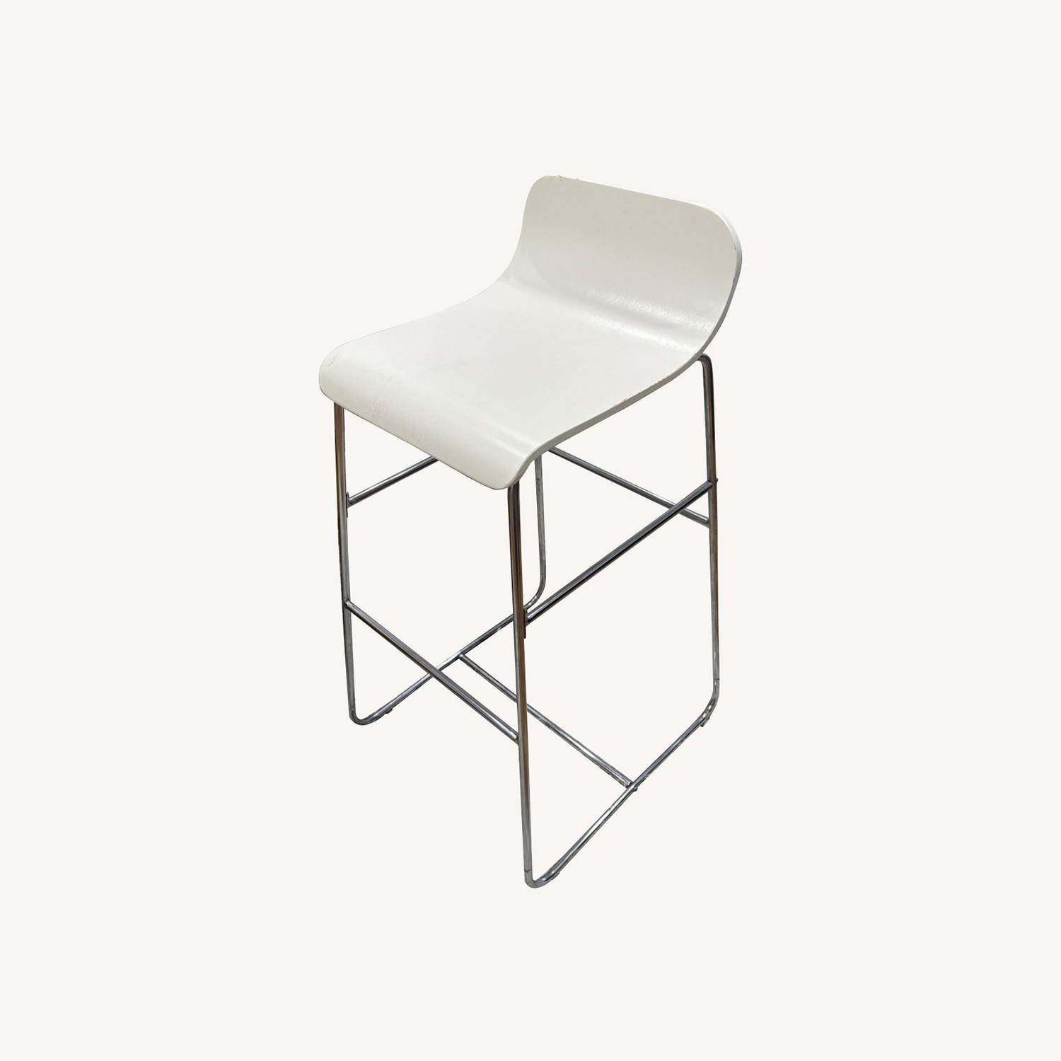 IKEA LILLÅNÄS High Bar Chairs - image-0