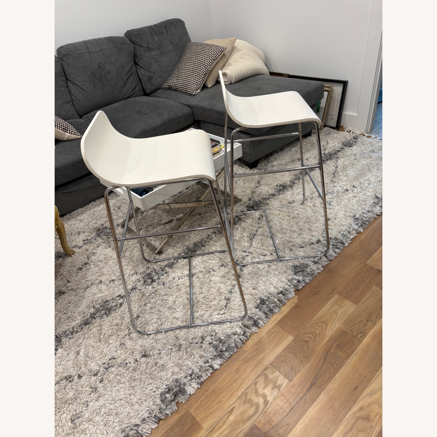 IKEA LILLÅNÄS High Bar Chairs - image-2