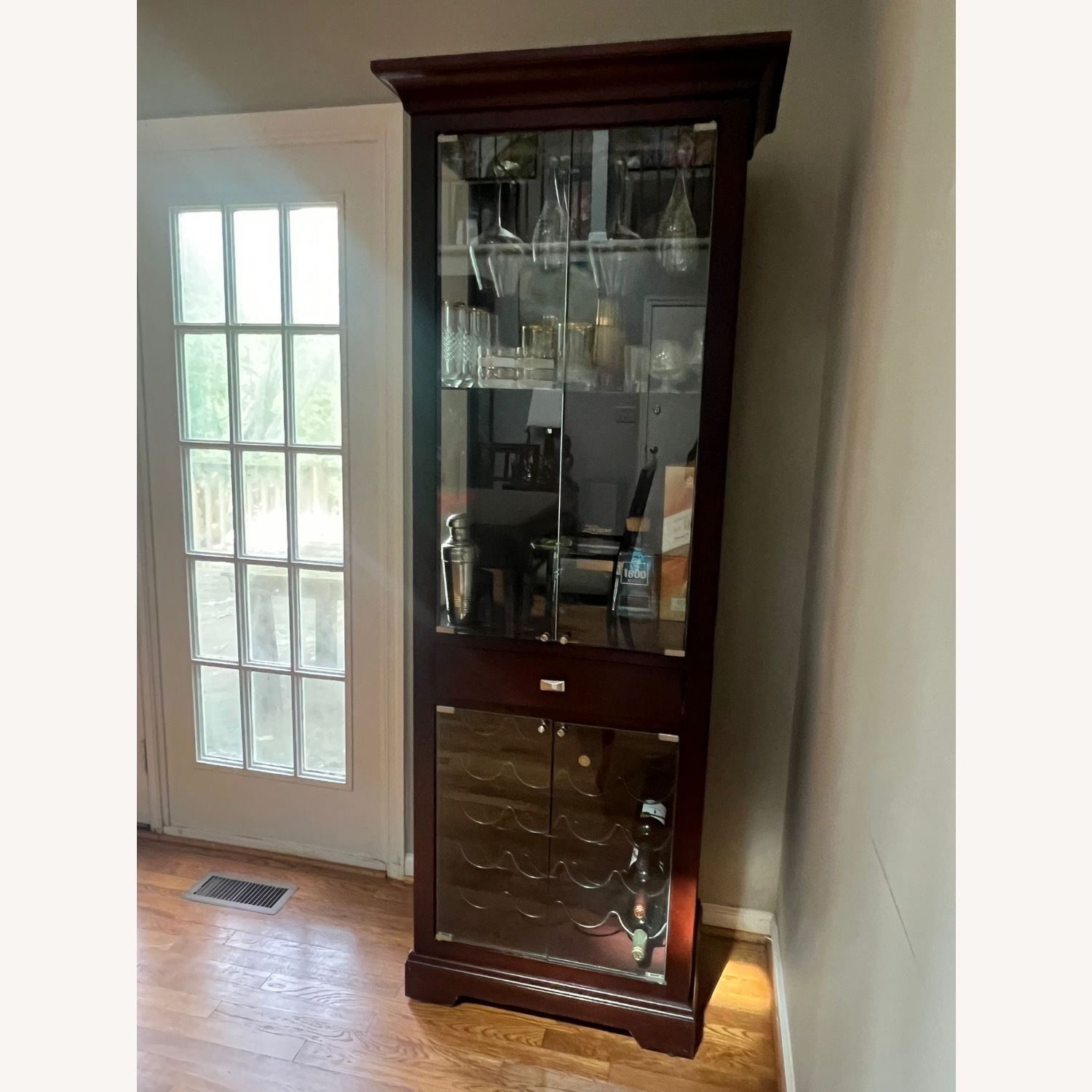 Thomasville Luxury Display Cabinet w Wine Holder - image-5